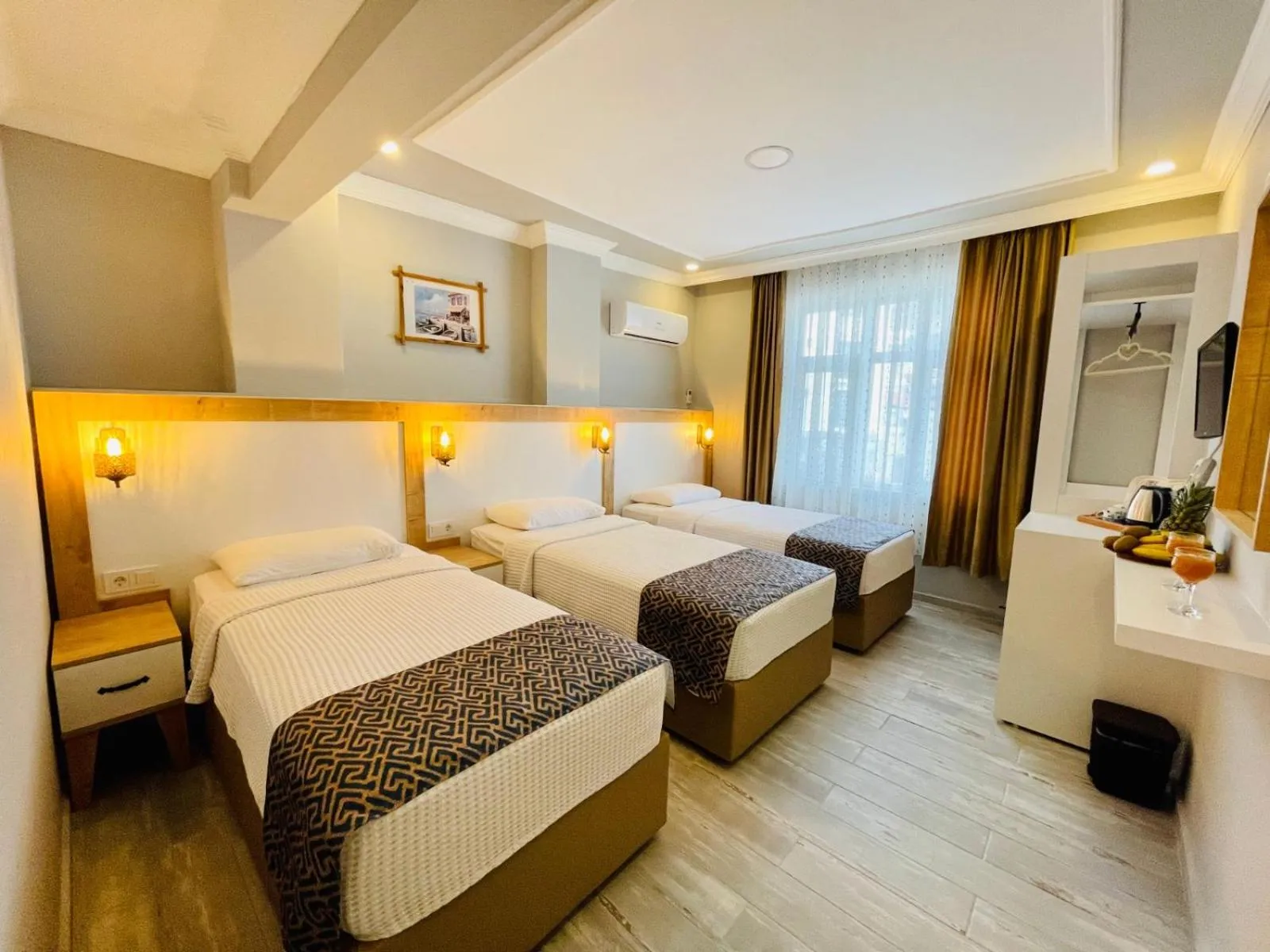 Bed in YALI PANSİYON