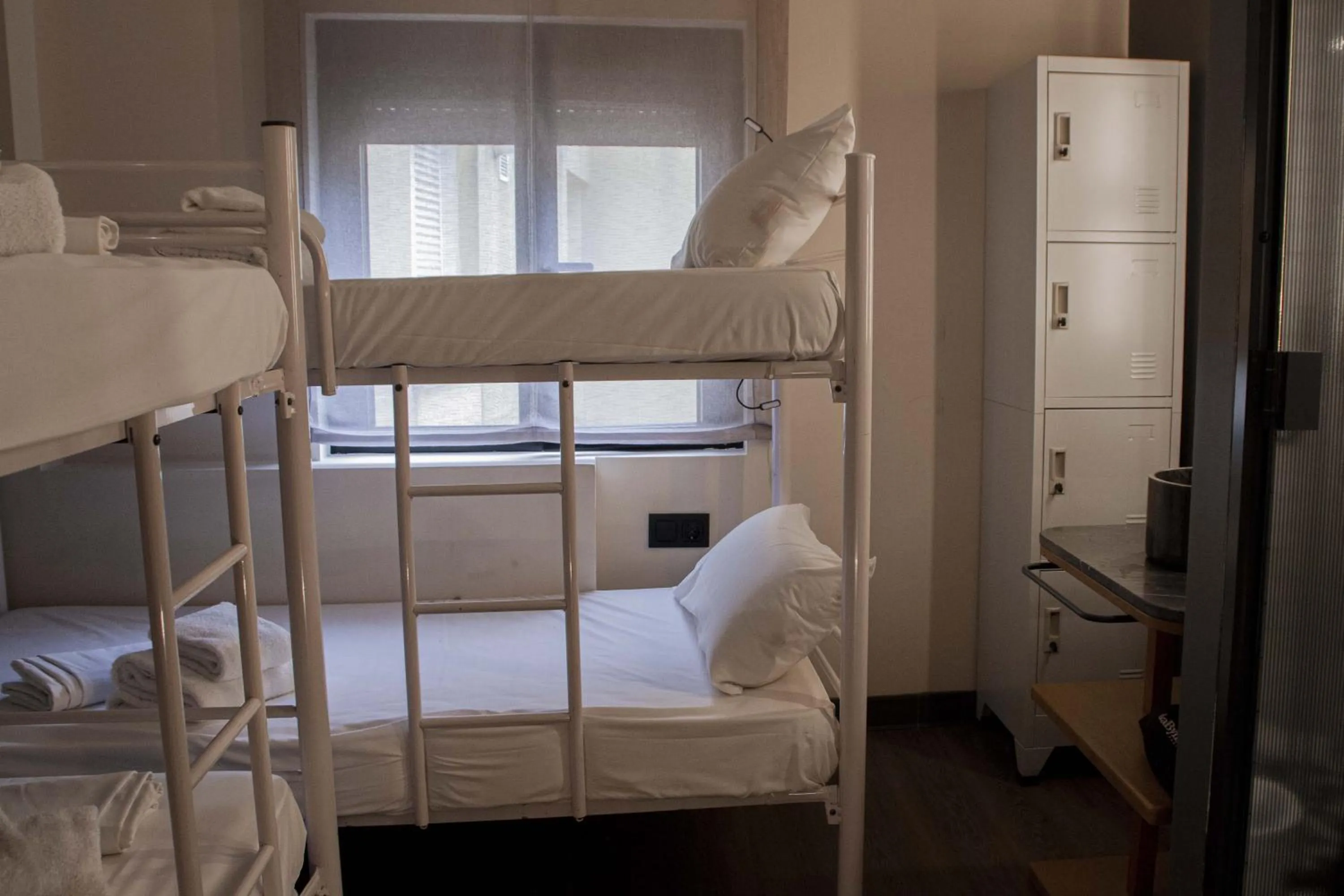 bunk bed, Bed in Letoh Letoh Gran Vía