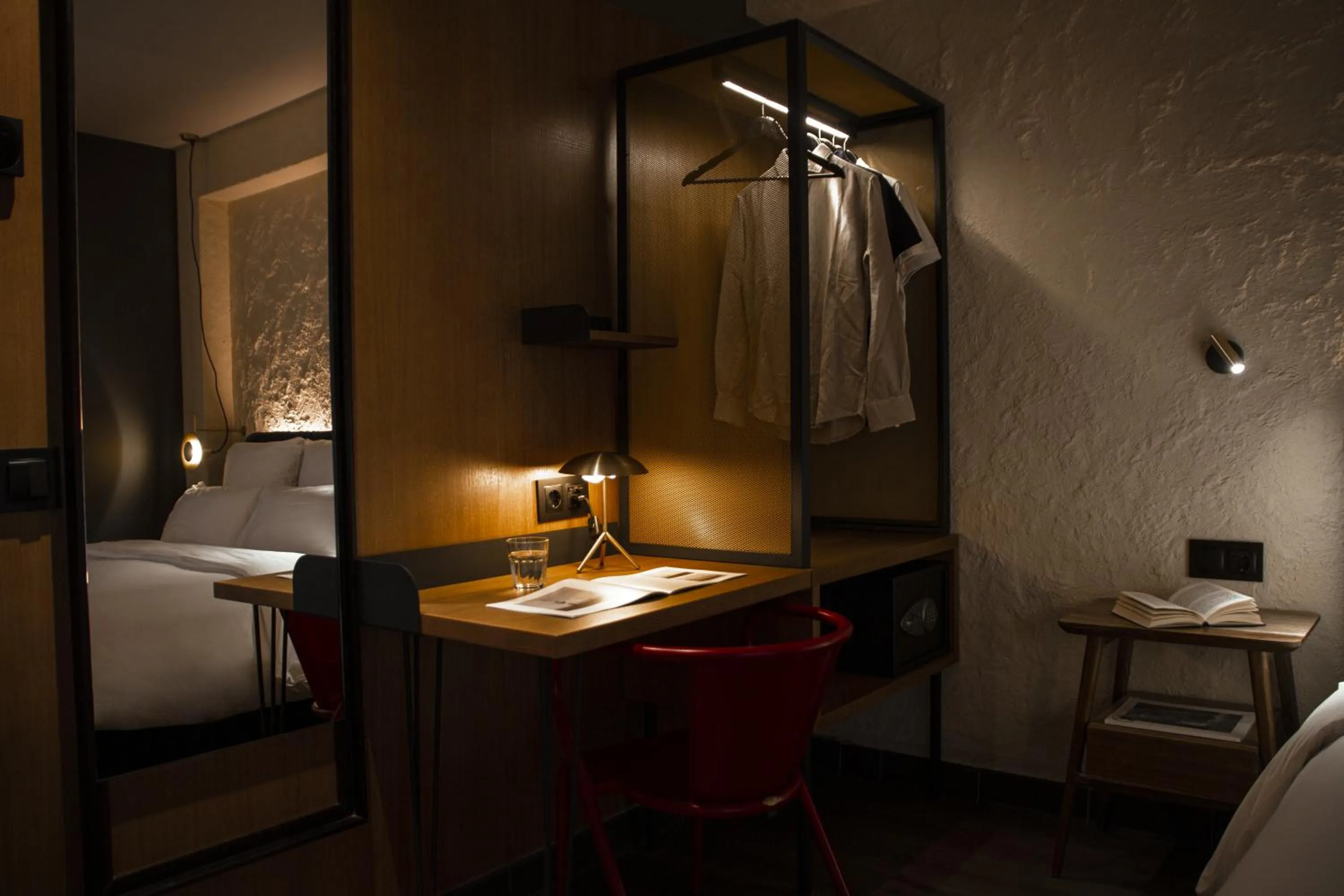 Photo of the whole room, Bed in Letoh Letoh Gran Vía