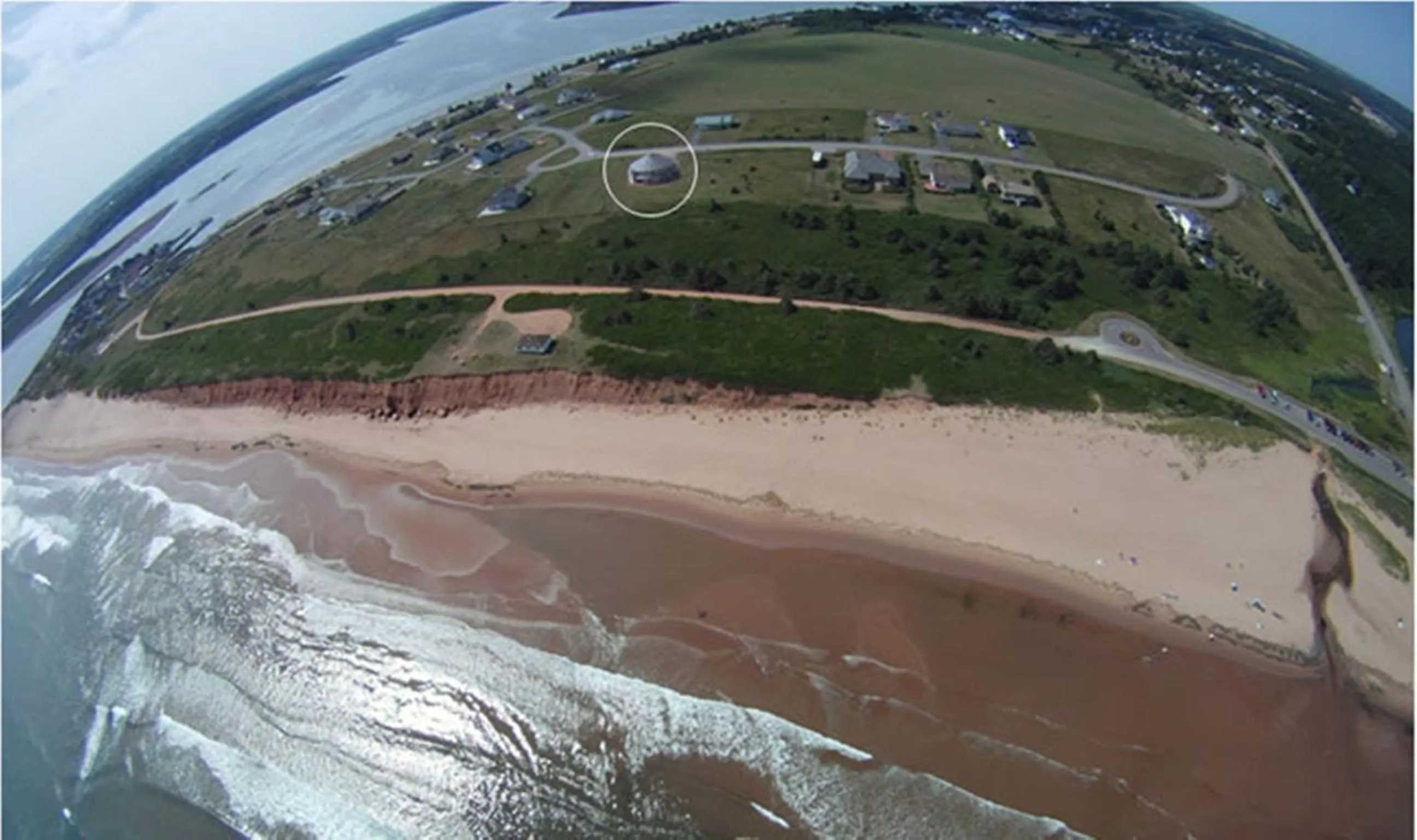 Bird's eye view in Around the Sea - Cana da's Rotating House, Suites & Tours