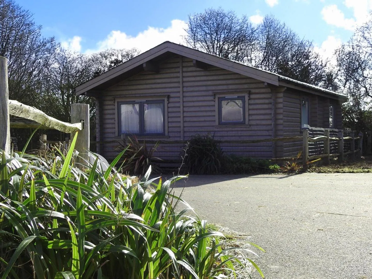 Property building in Chestnut Meadow Country Park
