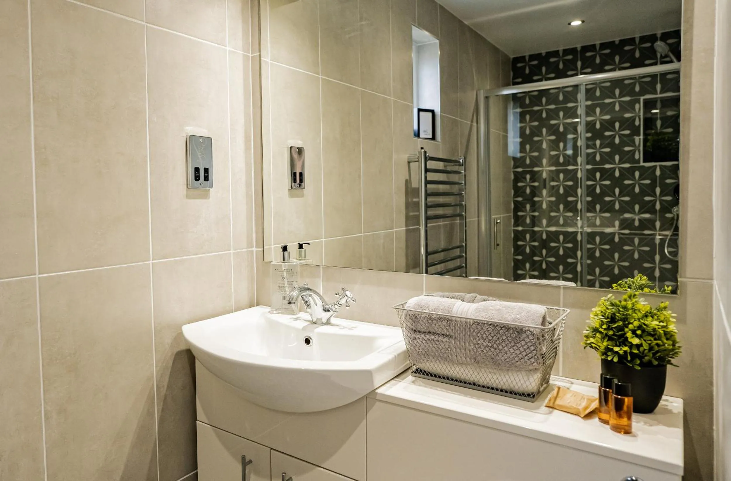 Bathroom in Chestnut Meadow Country Park