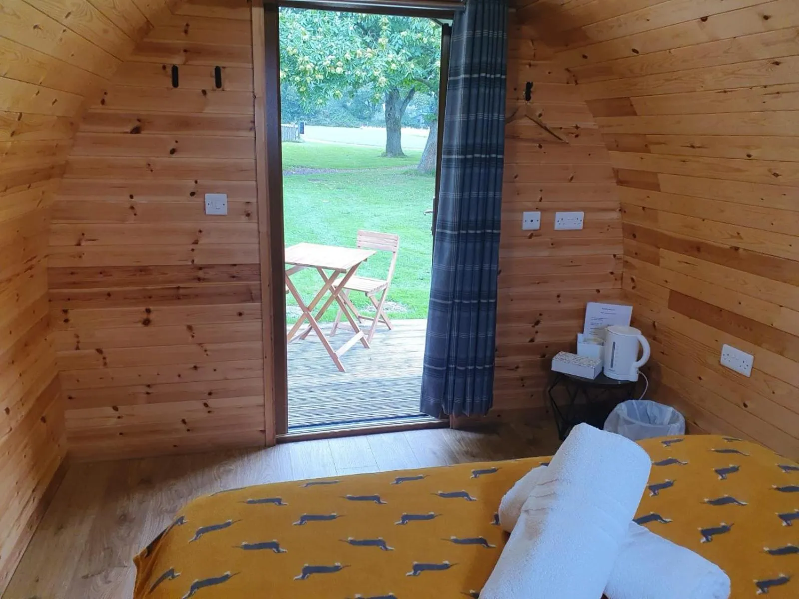 Bed in Chestnut Meadow Country Park