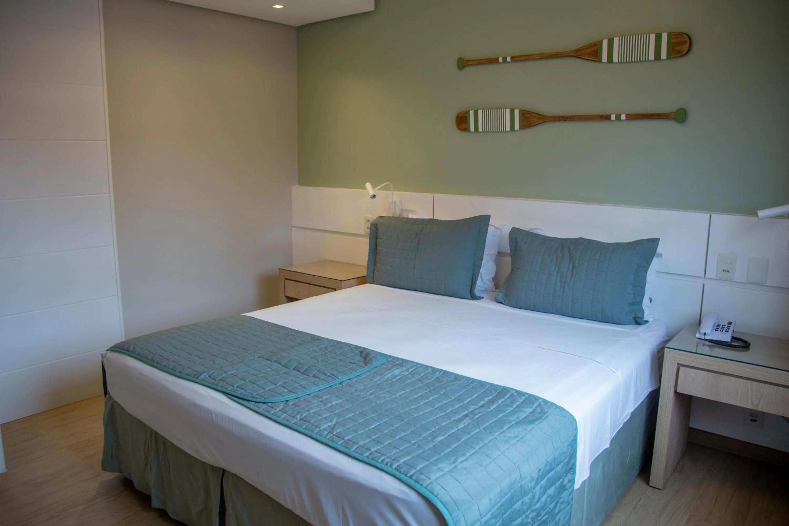 Bedroom, Bed in Jurerê Beach Village - Suíte