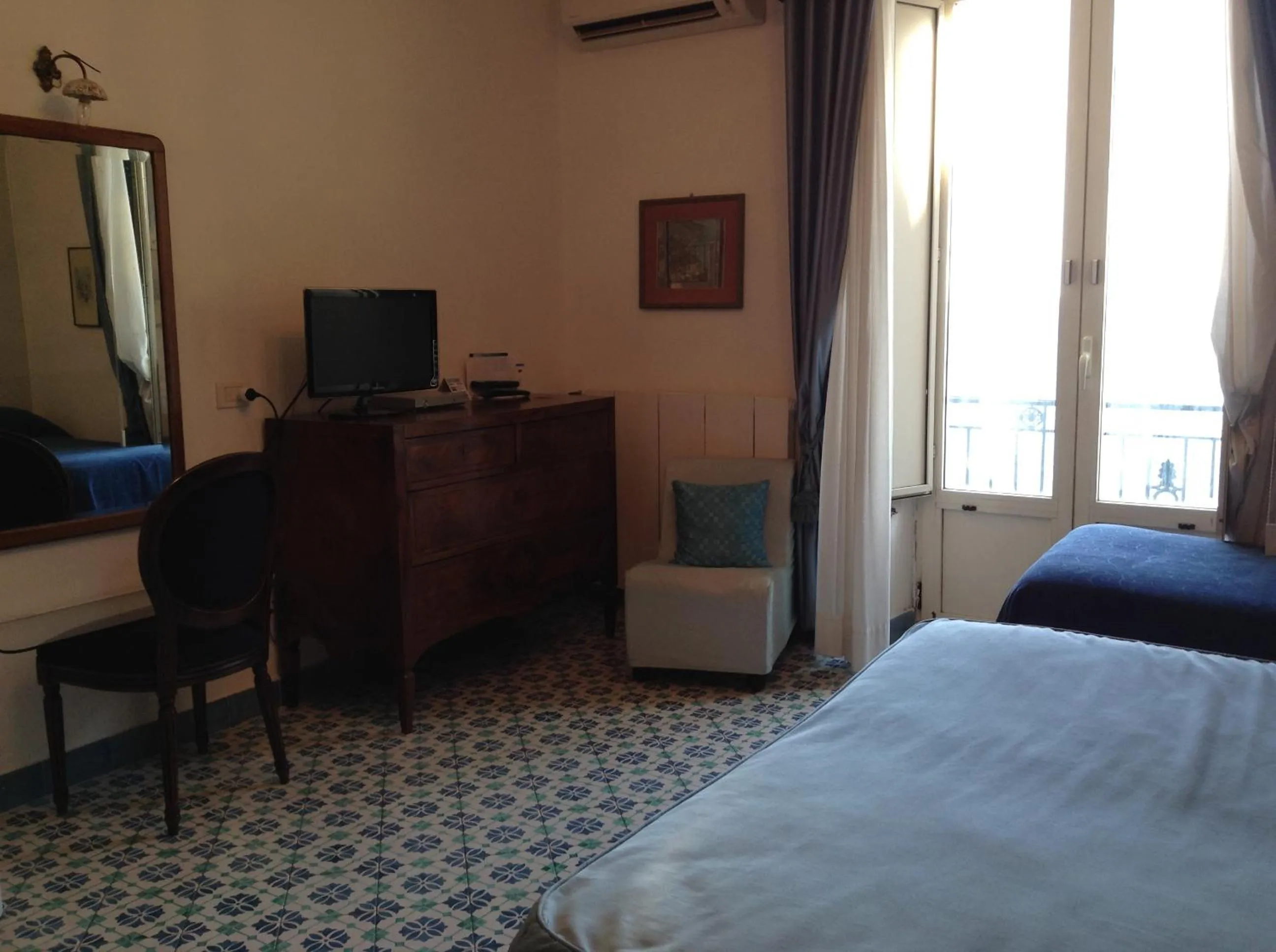Photo of the whole room, Bed in Hotel Lidomare