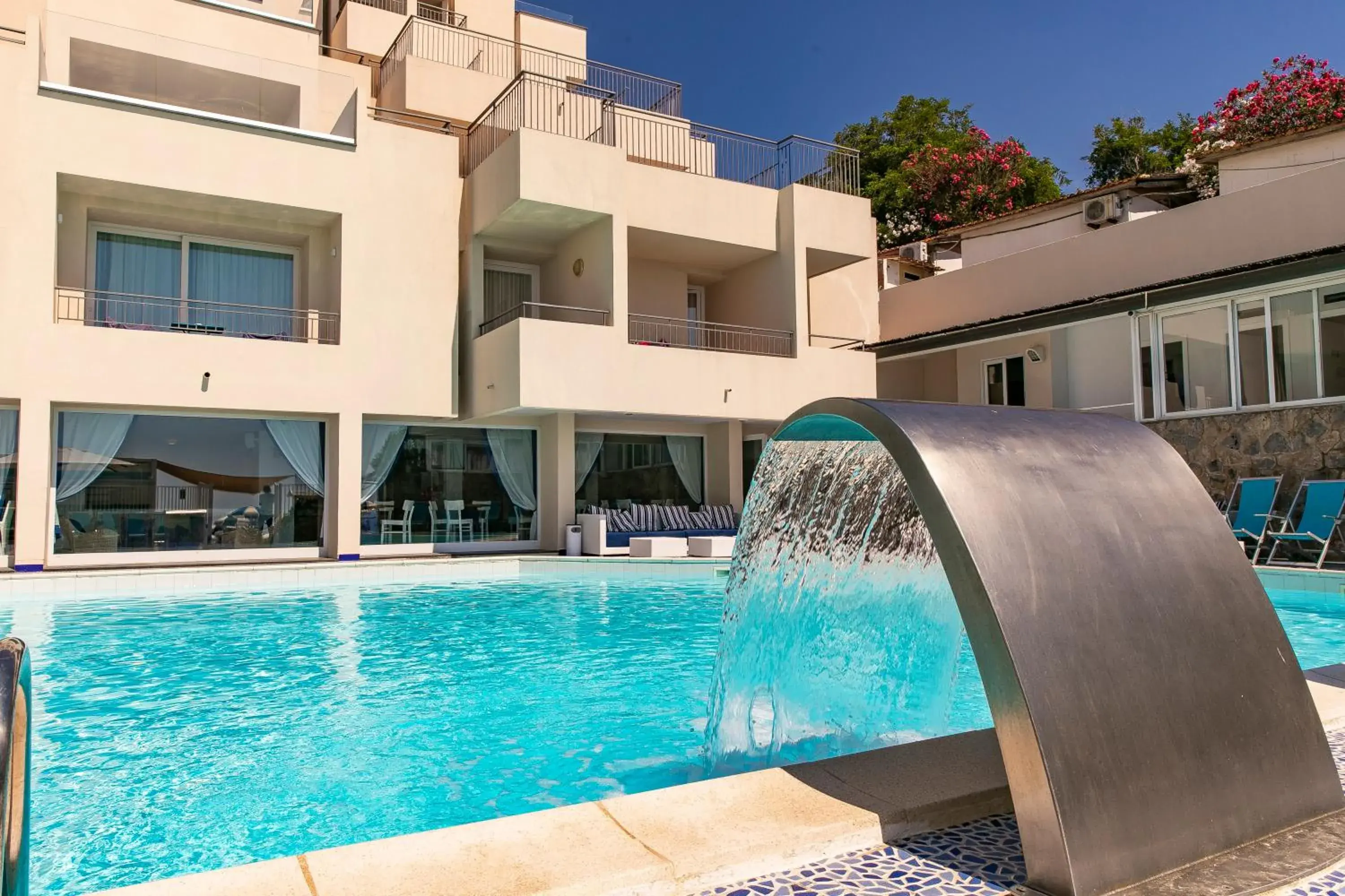 Swimming pool in Hotel Saline Swimming pool in Hotel Saline