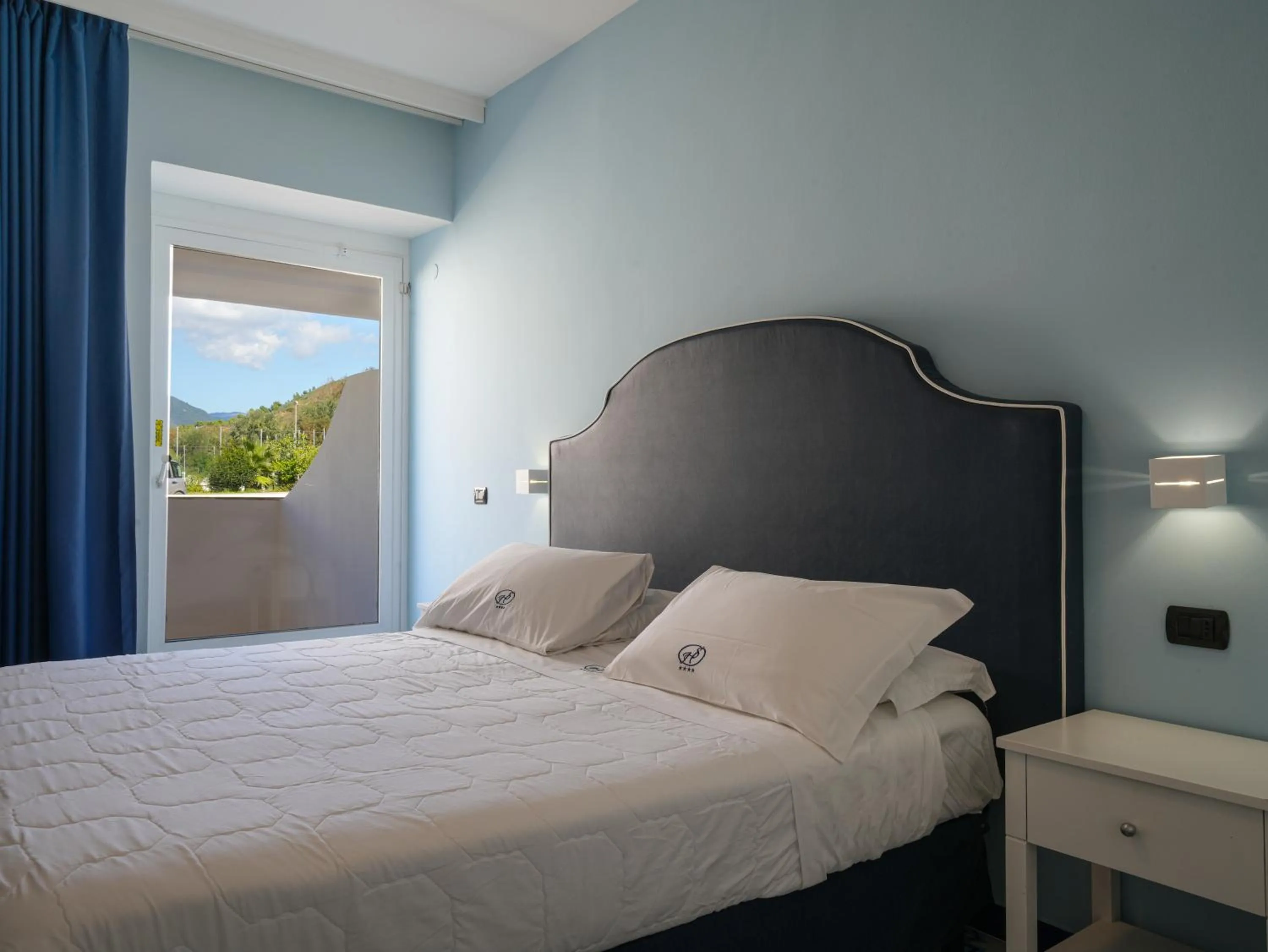 Bedroom, Bed in Hotel Saline