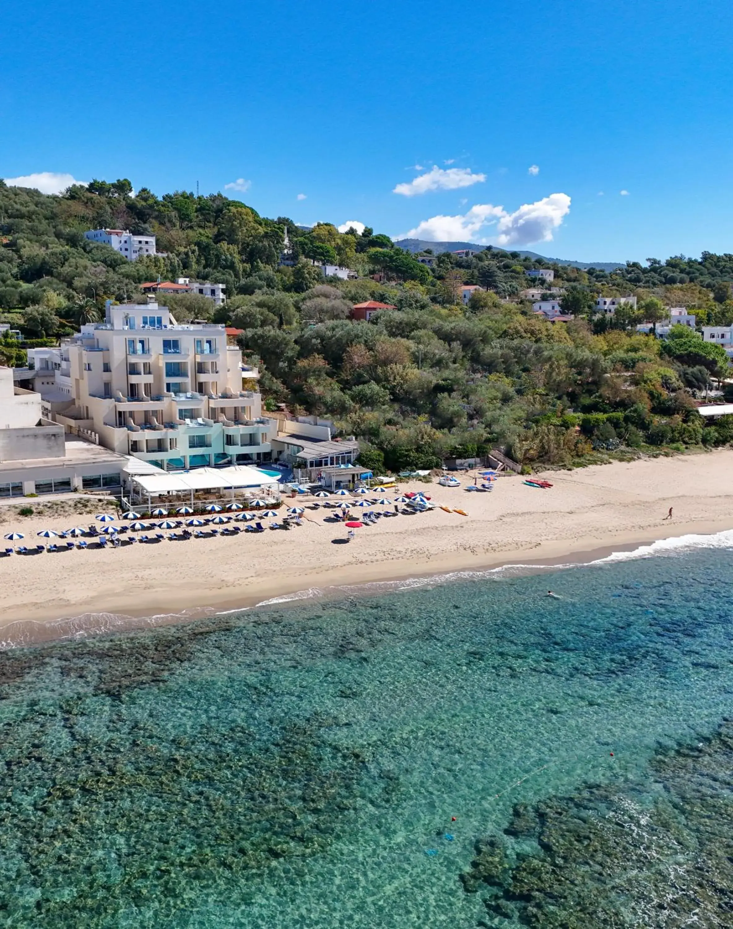 Property building in Hotel Saline Property building in Hotel Saline