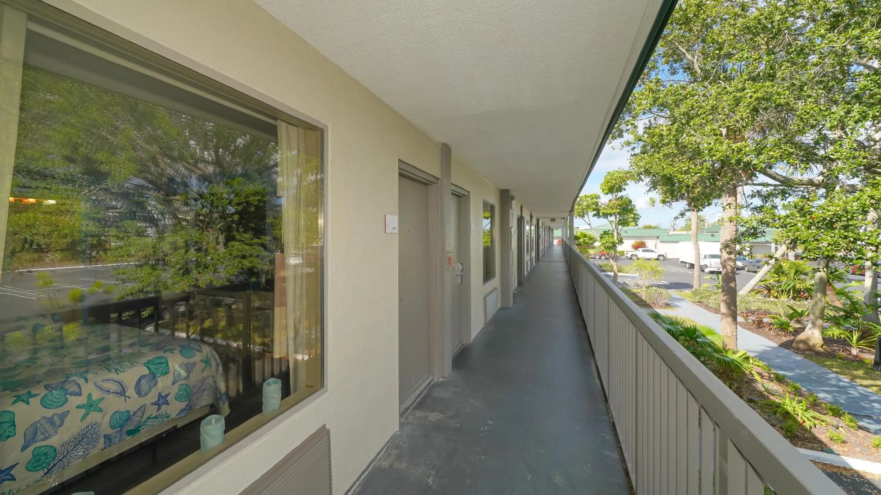 Heated Pool, Fireplace, 70" TV, Waterfront & More!