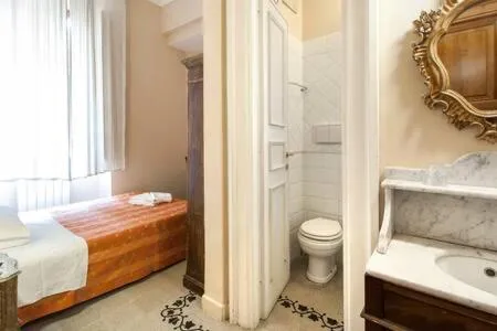 Bed in Marta Guest House