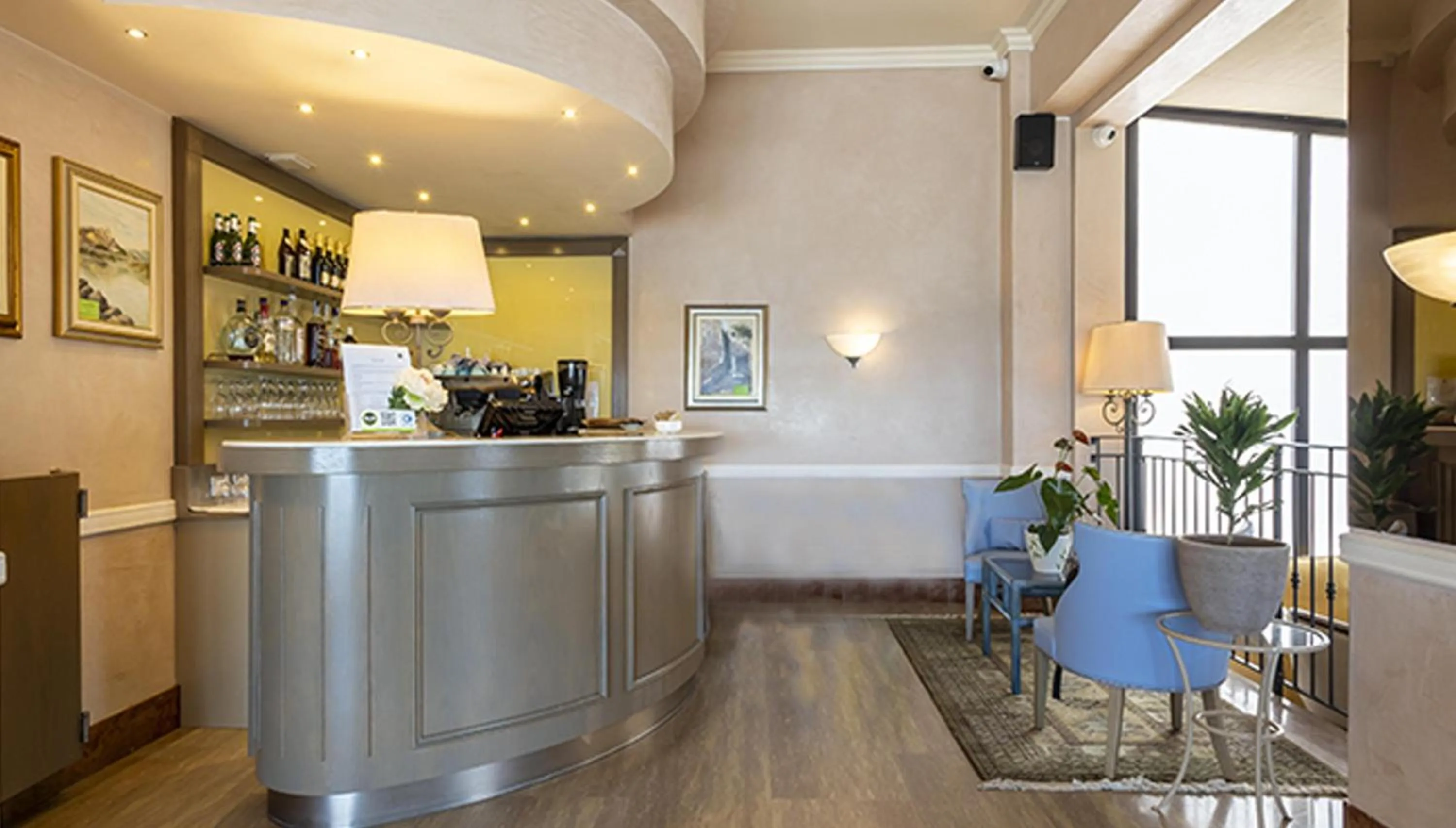 Lounge or bar in B&B HOTEL Diano Marina Palace