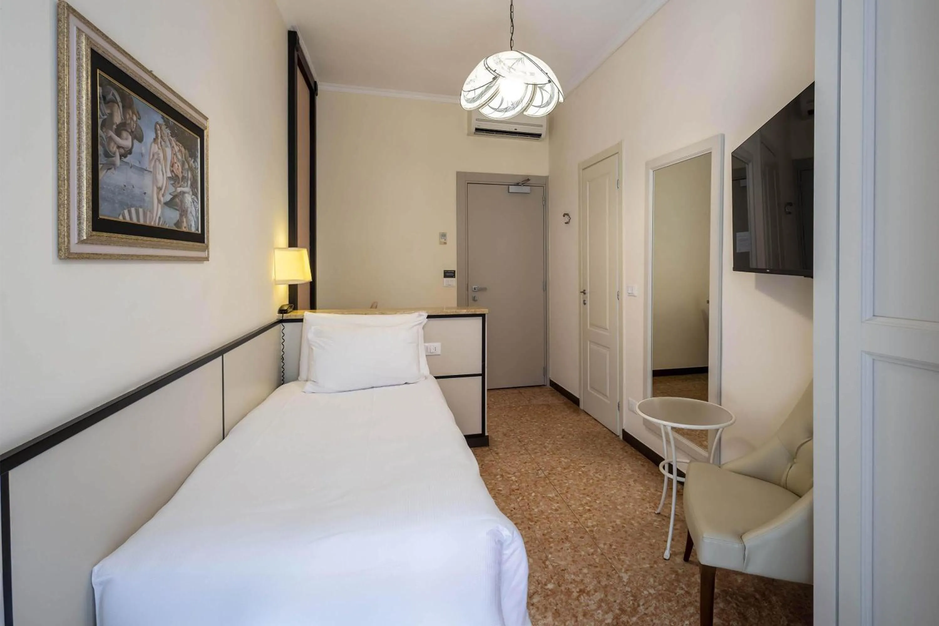 Photo of the whole room, Bed in B&B HOTEL Diano Marina Palace