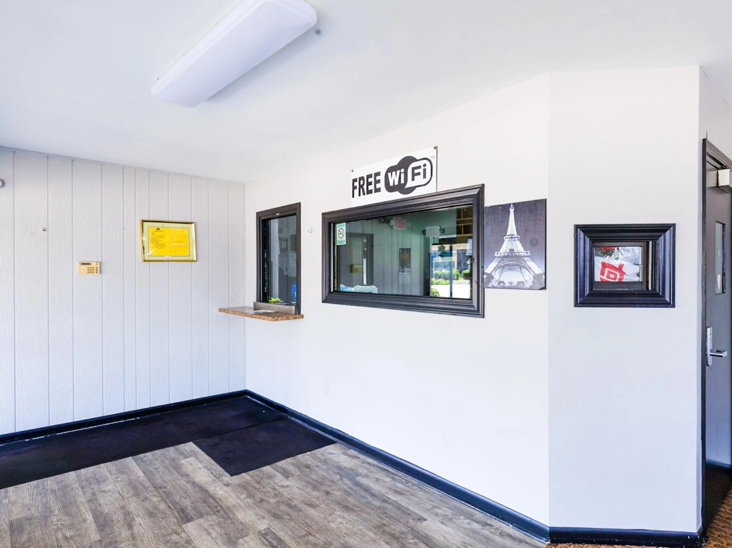 Lobby or reception in Manor Motel By OYO Near Oak Brook Chicago Westchester