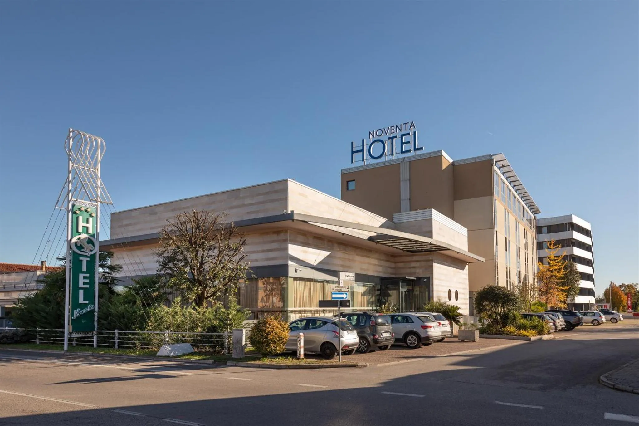 Property building in Noventa Hotel