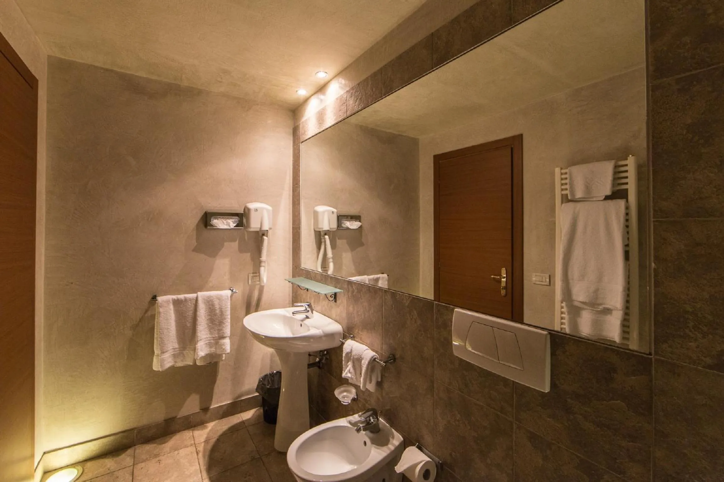 Bathroom in Villa Casagrande Resort e SPA