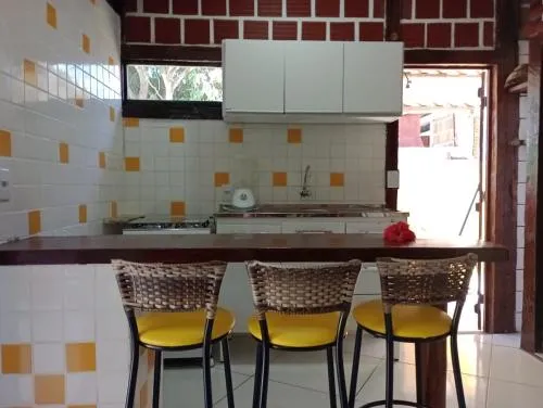 Casa completa na perto da Praia de Coroa com estacionamento exclusivo