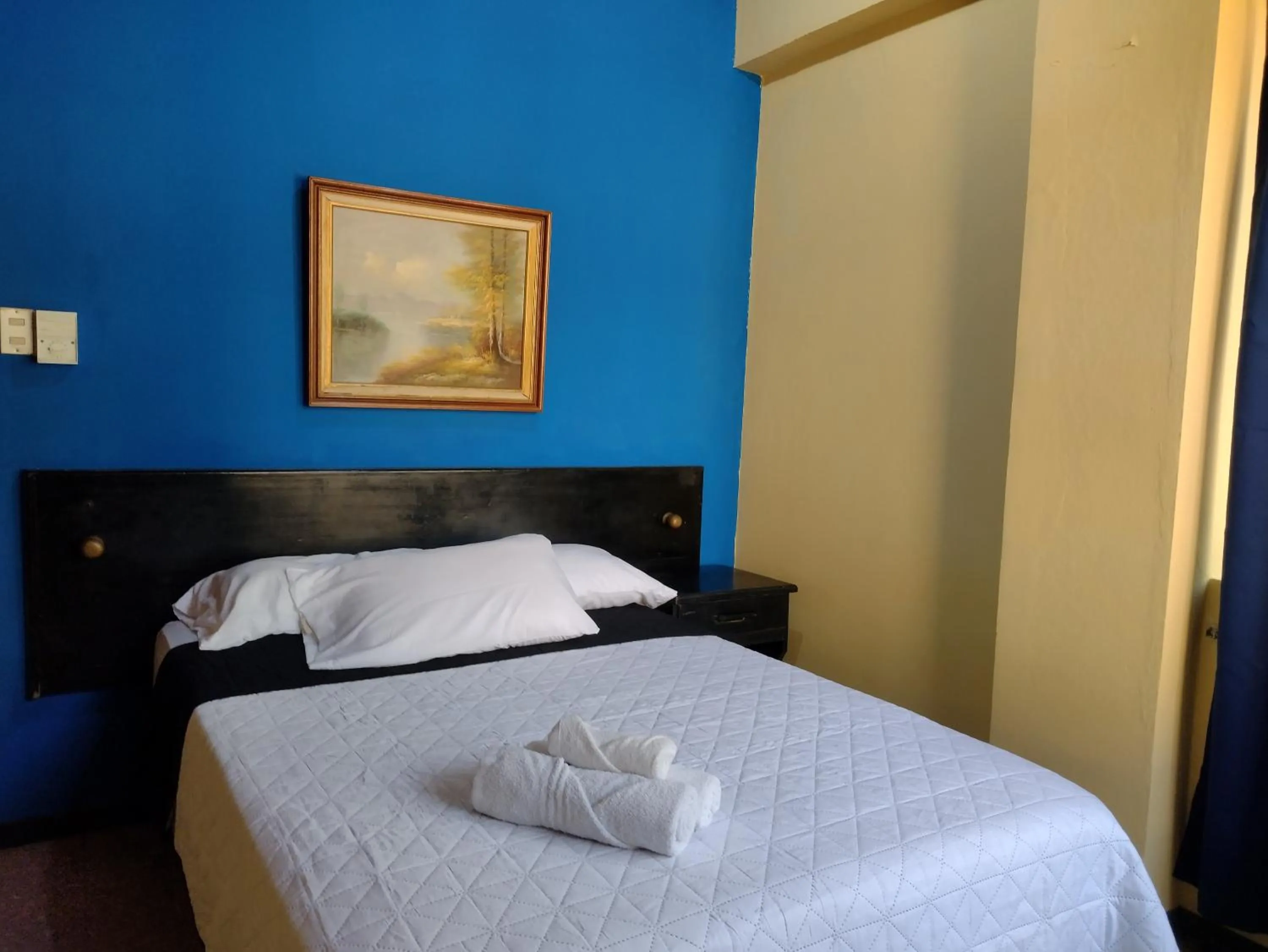 Bed in Hotel Alajuela Costa Rica Airport