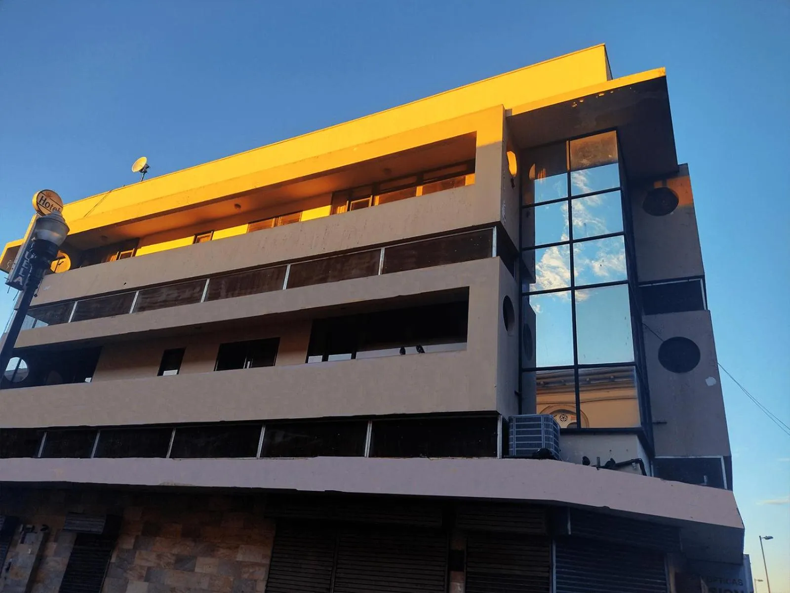 Property building in Hotel Alajuela Costa Rica Airport