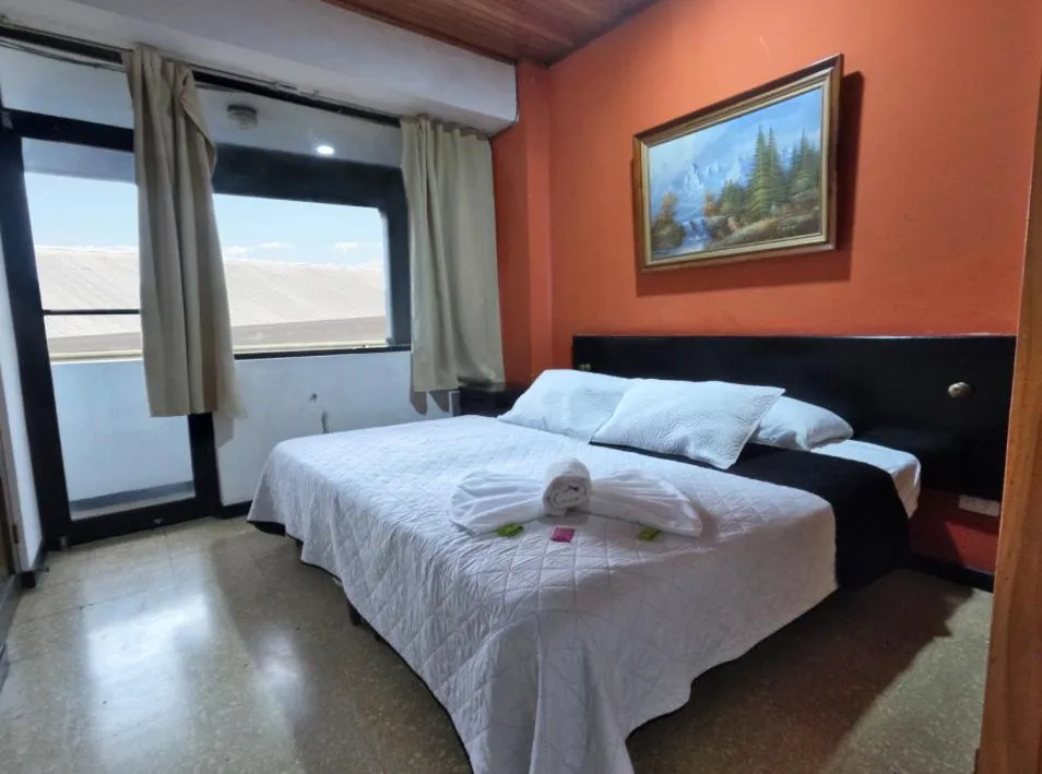 Bed in Hotel Alajuela Costa Rica Airport