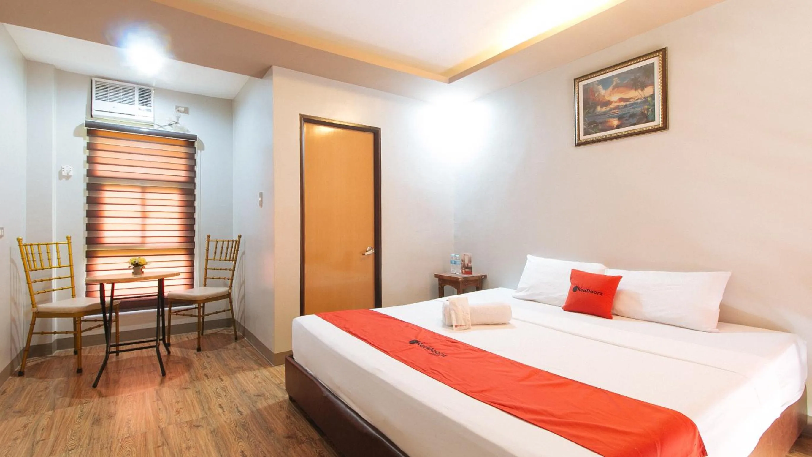 Photo of the whole room, Bed in RedDoorz @ Afamosa Villas Resort Ilocos Sur