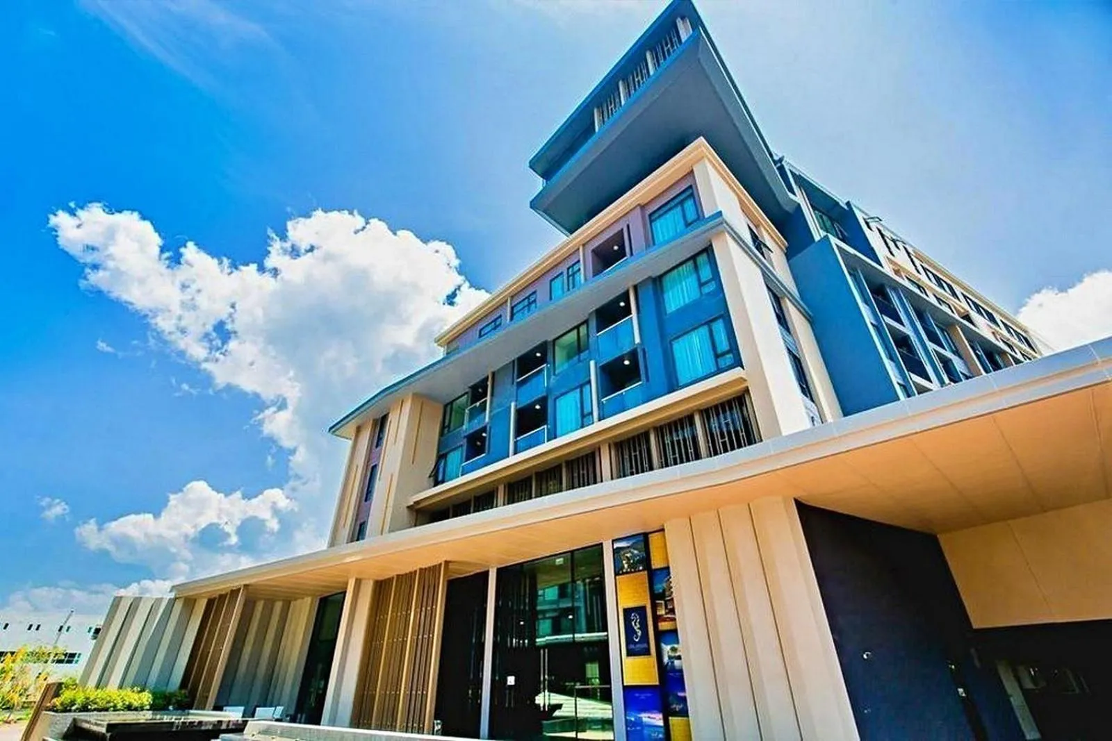 Aristo 1 Phuket by RESAVA