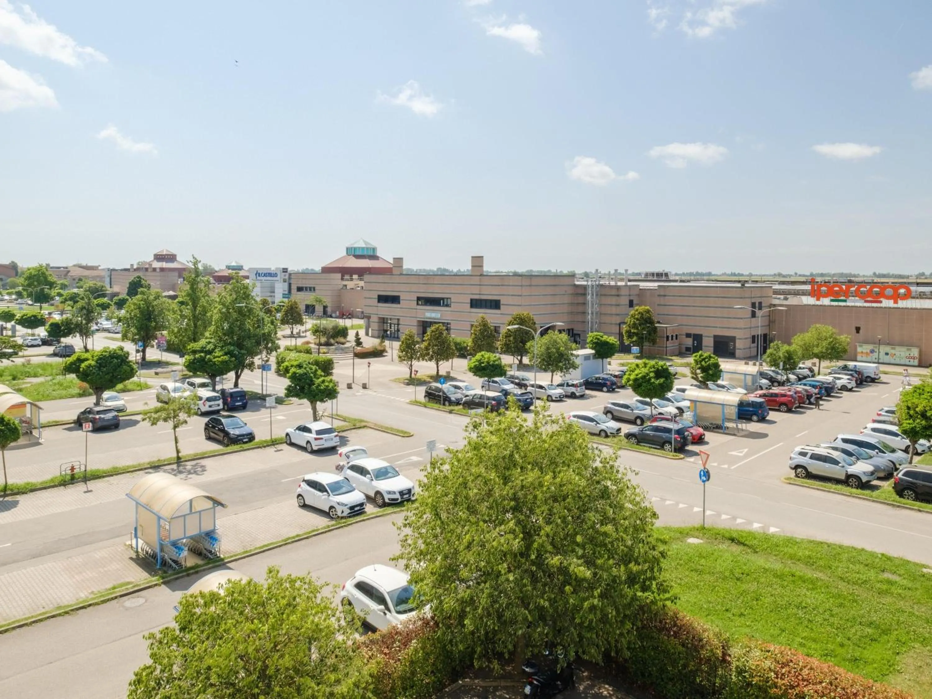 Property building in B&B Hotel Ferrara