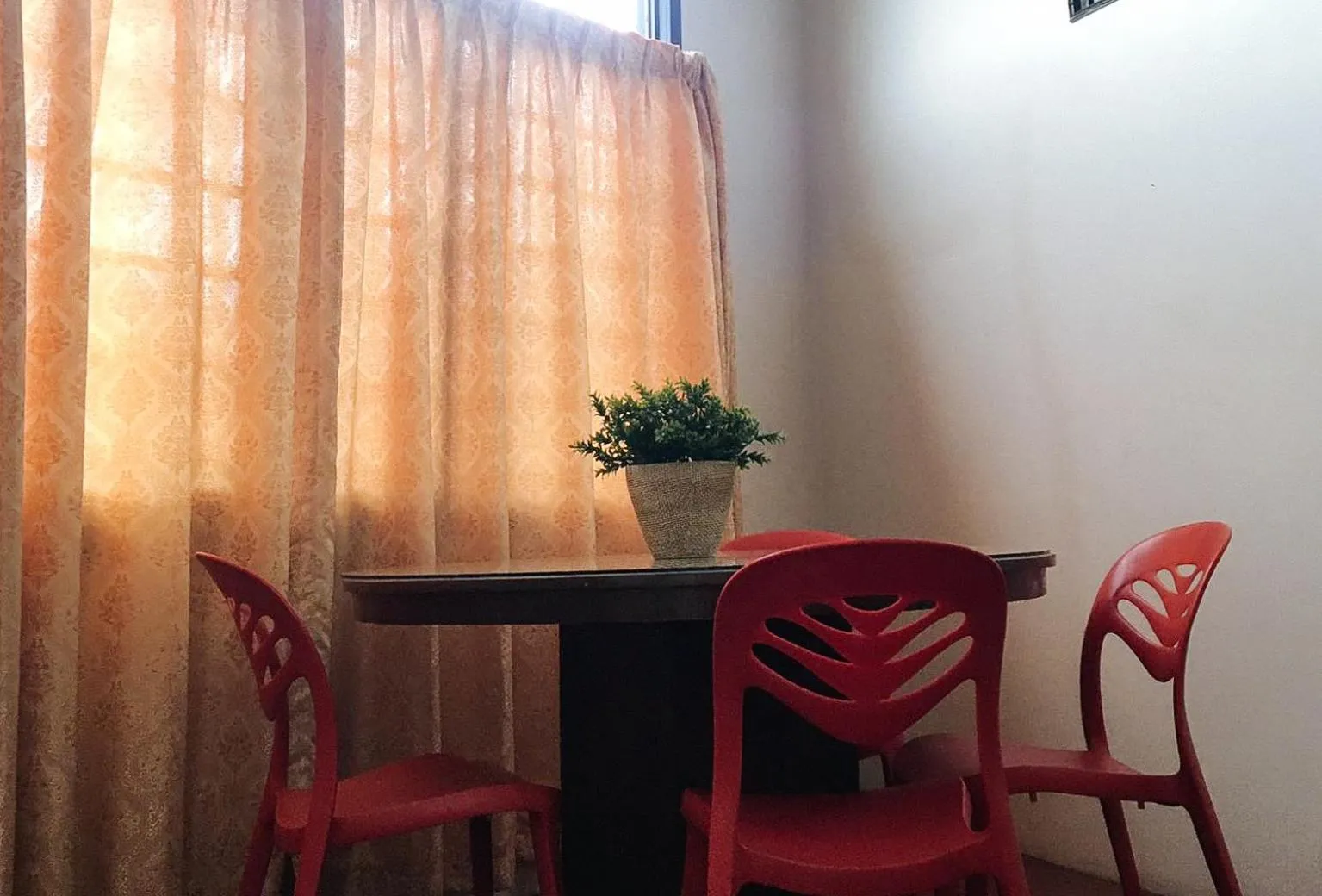 Bedroom in RedDoorz @ Mountain Citi Tourist Inn Canlaon