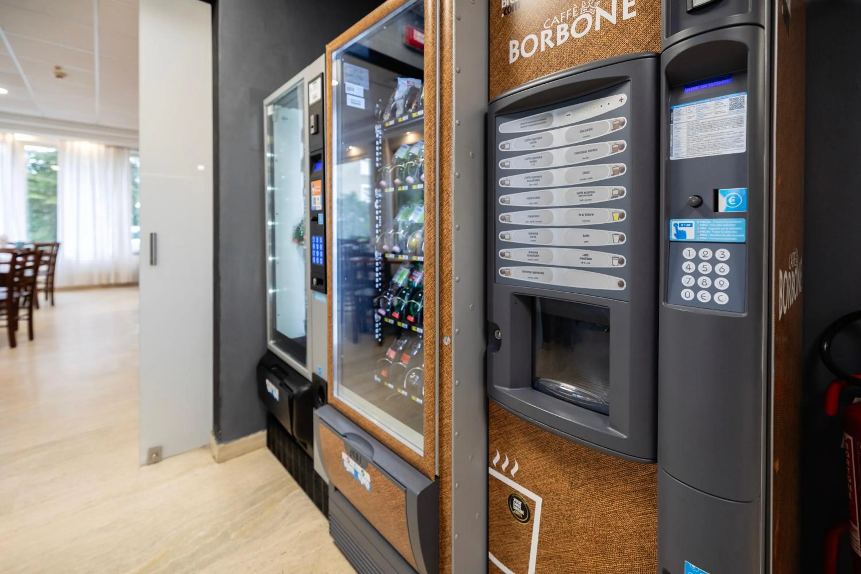 vending machine in Scheppers Hotel