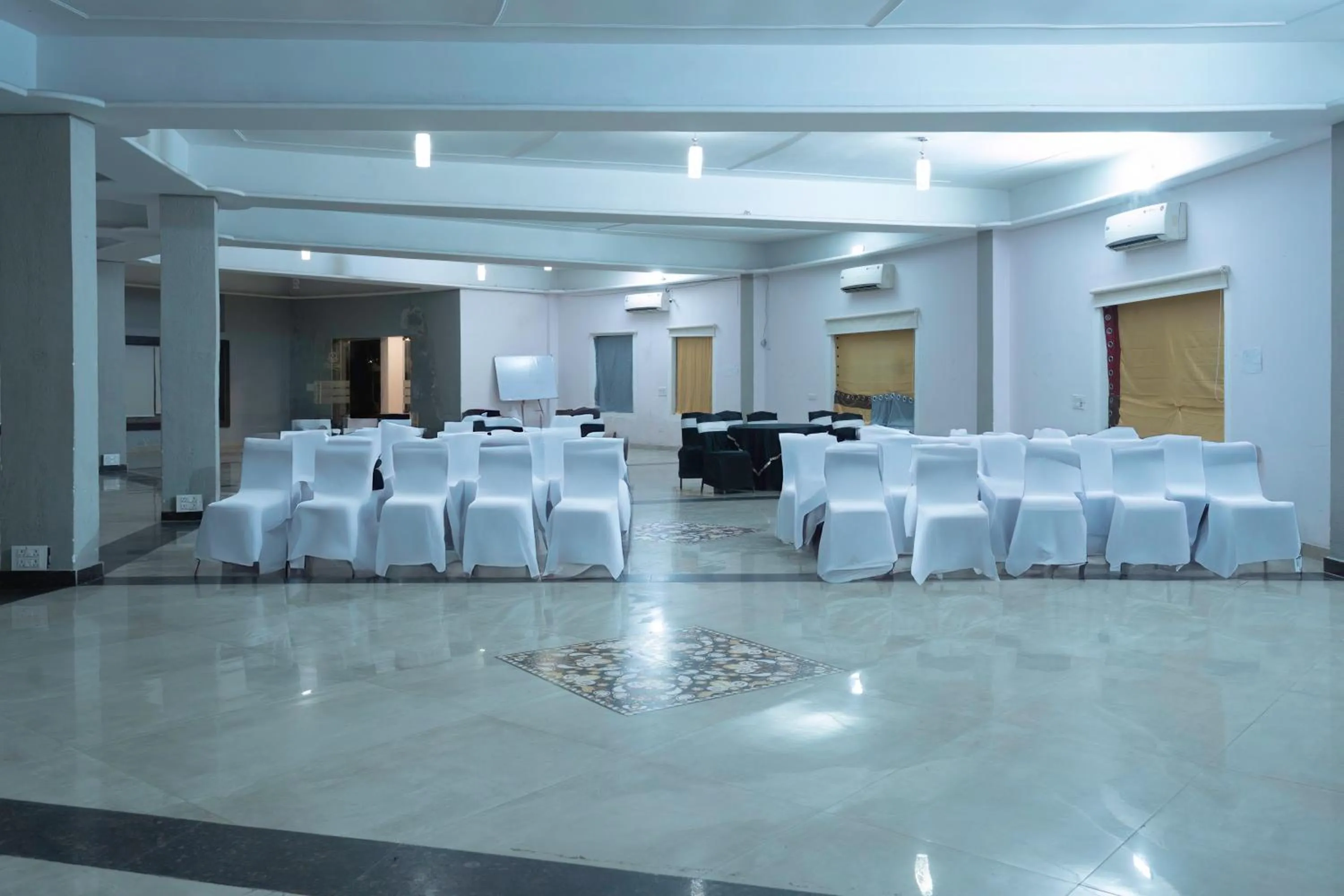 Banquet/Function facilities in The Tattwaa Corbett Spa and Resort