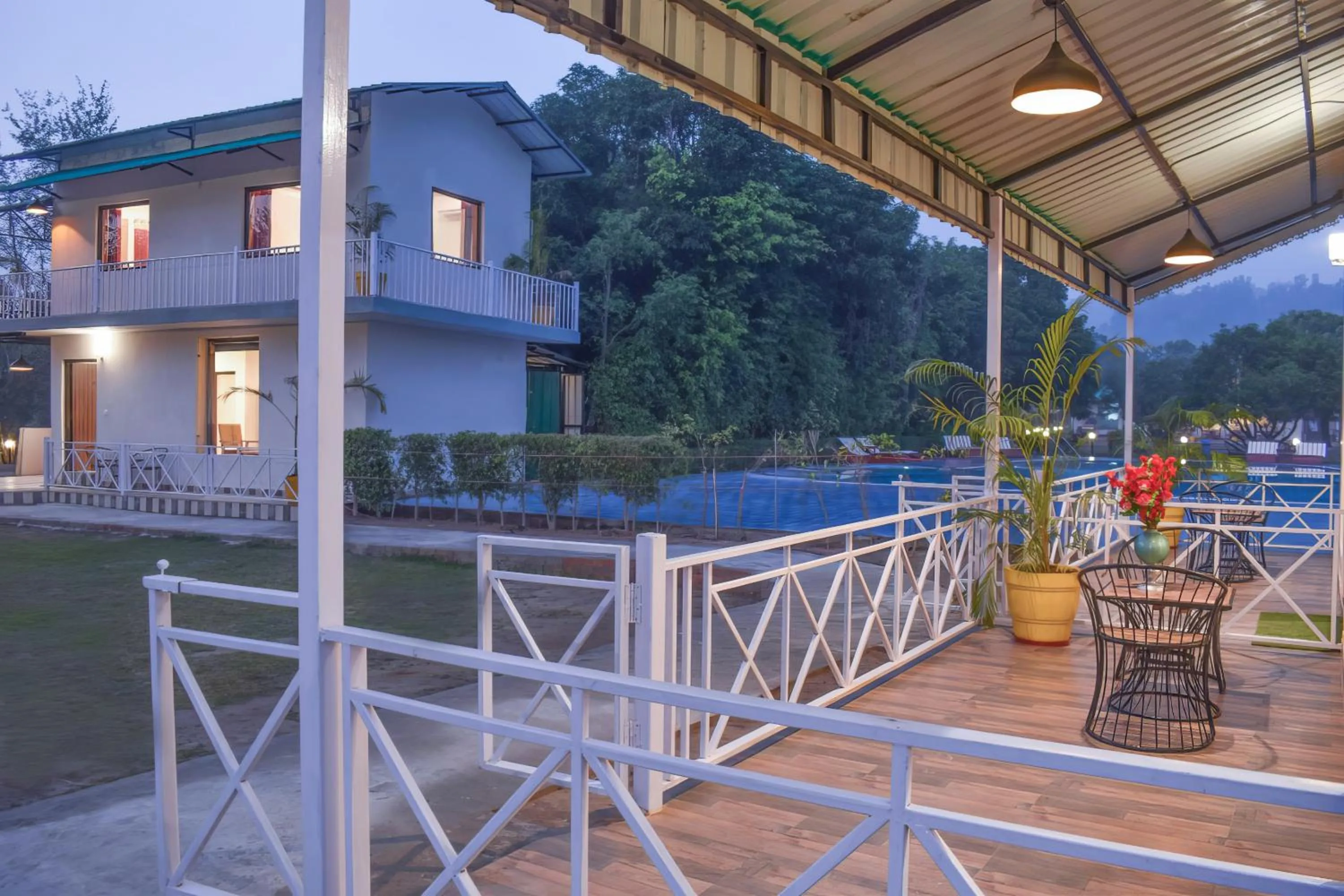 Swimming pool in The Tattwaa Corbett Spa and Resort