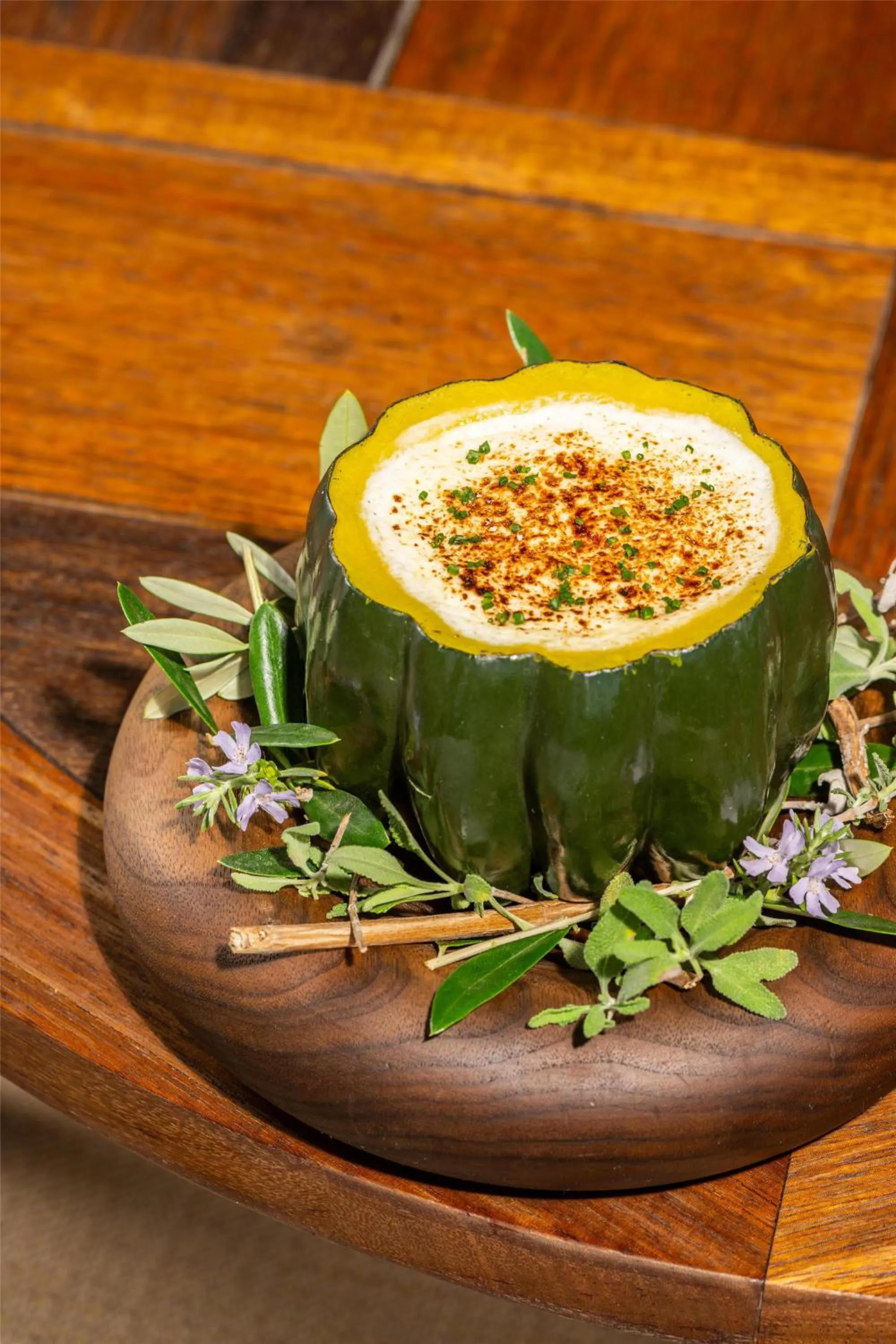 Restaurant/places to eat in Conrad Los Angeles