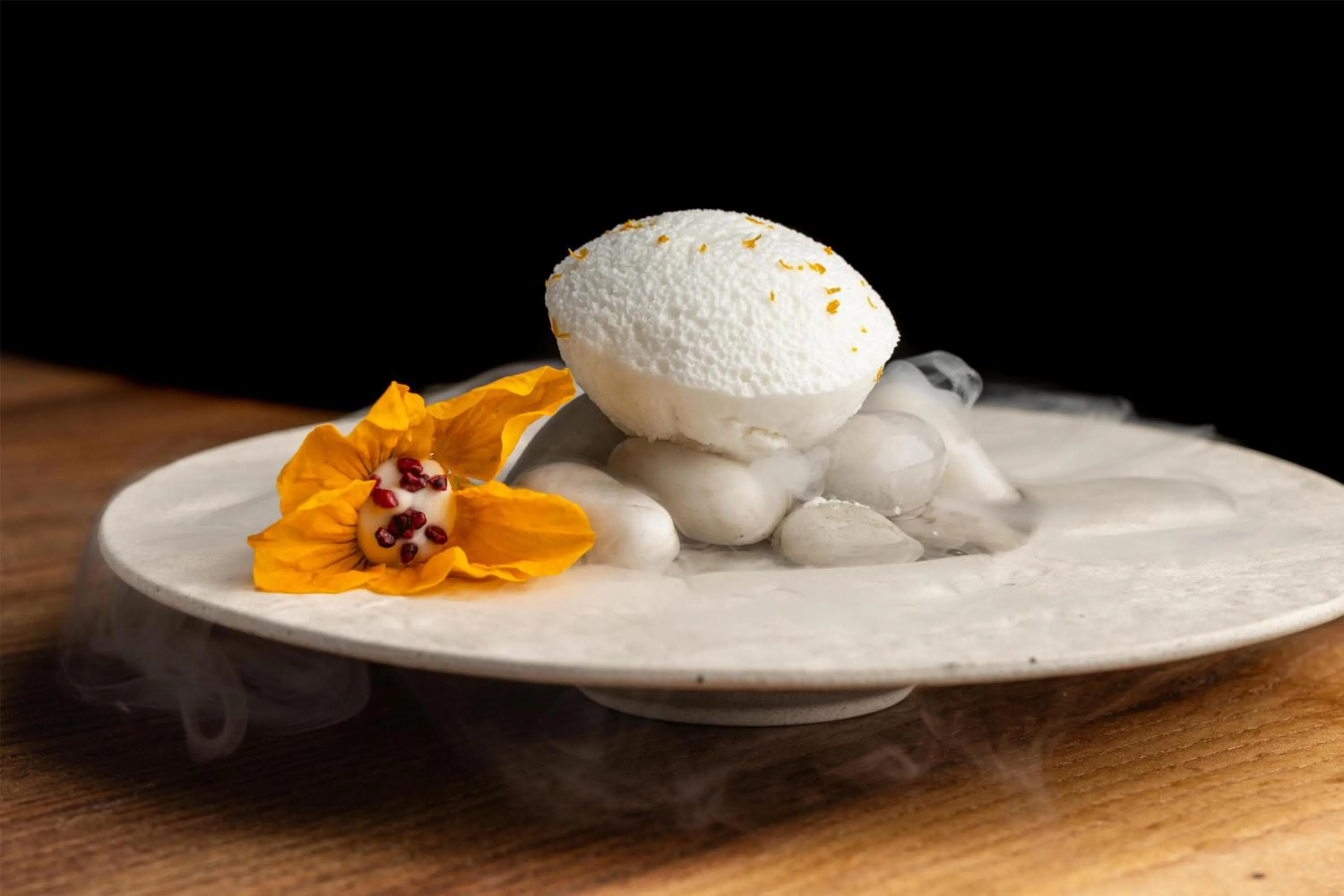 Restaurant/places to eat in Conrad Los Angeles