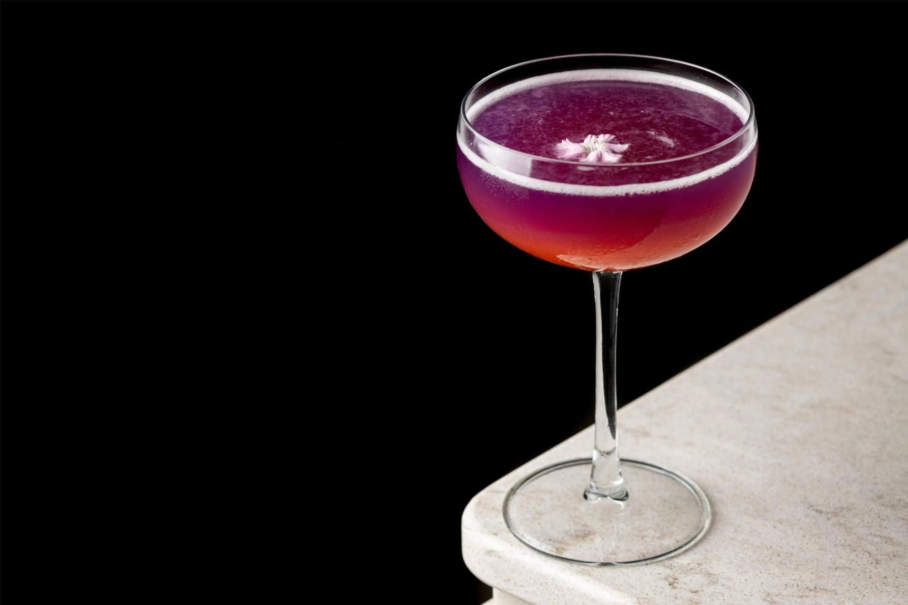 Dining area in Conrad Los Angeles