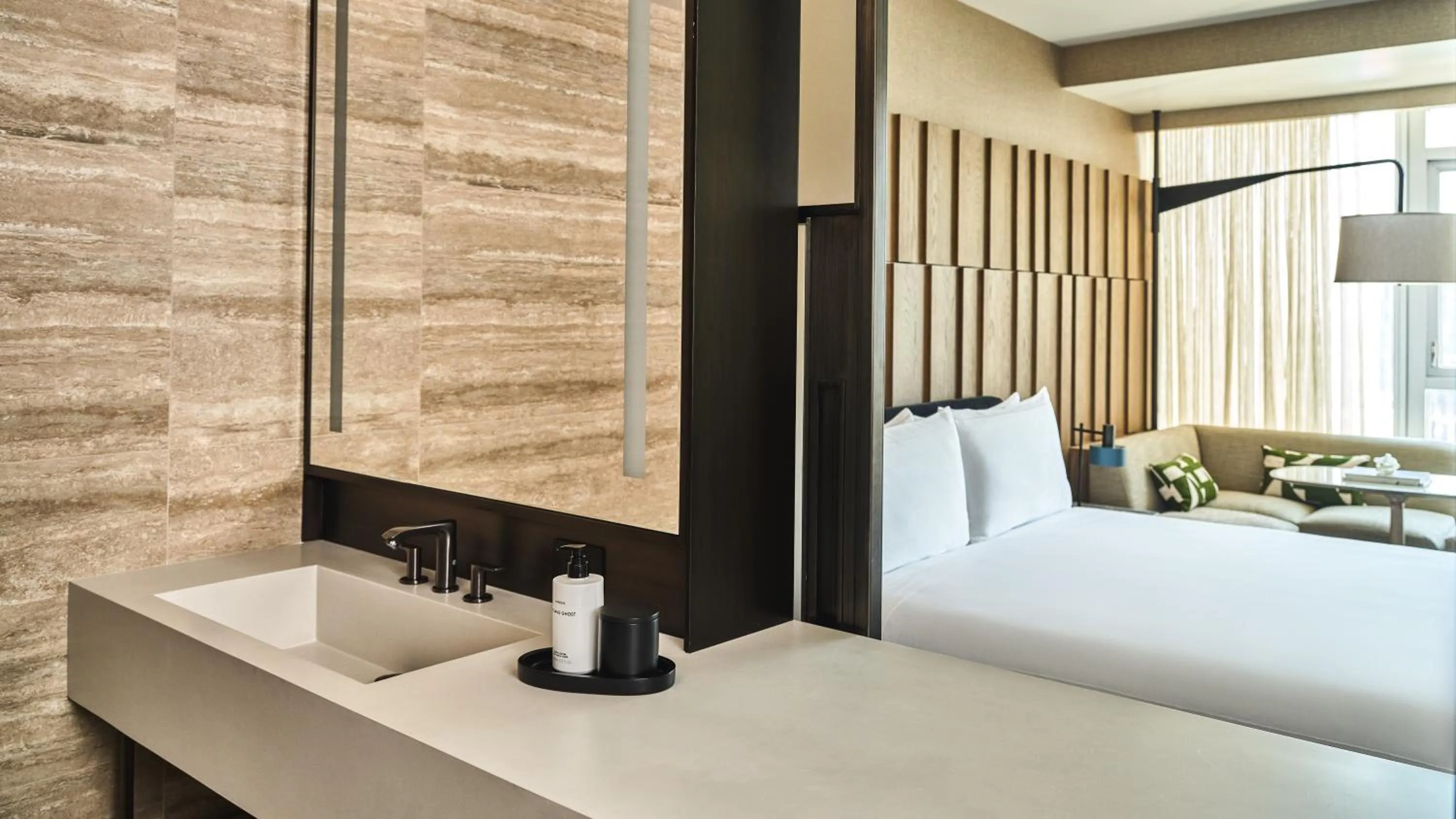 Bathroom, Bed in Conrad Los Angeles