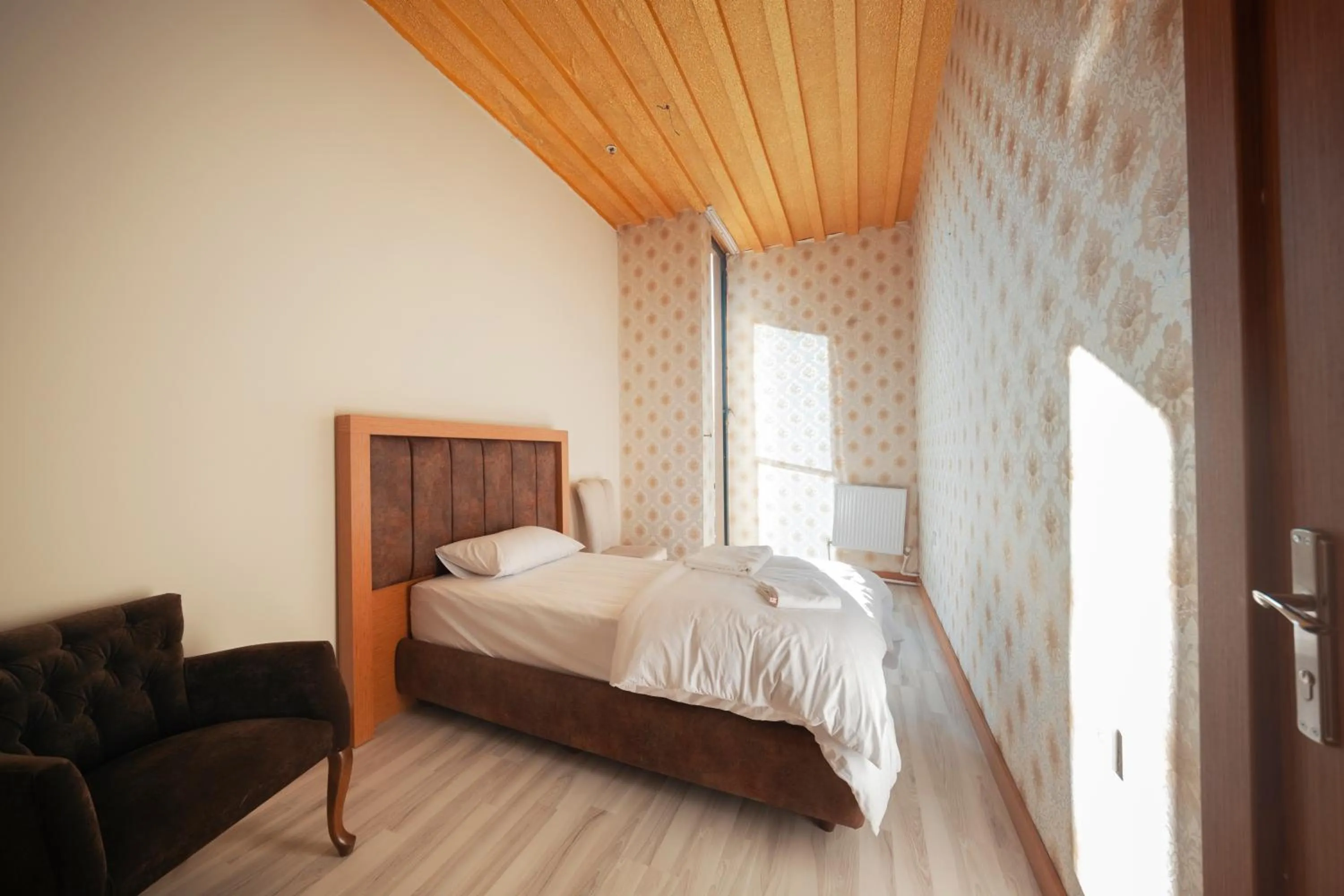 Bed in By Sultan Otel