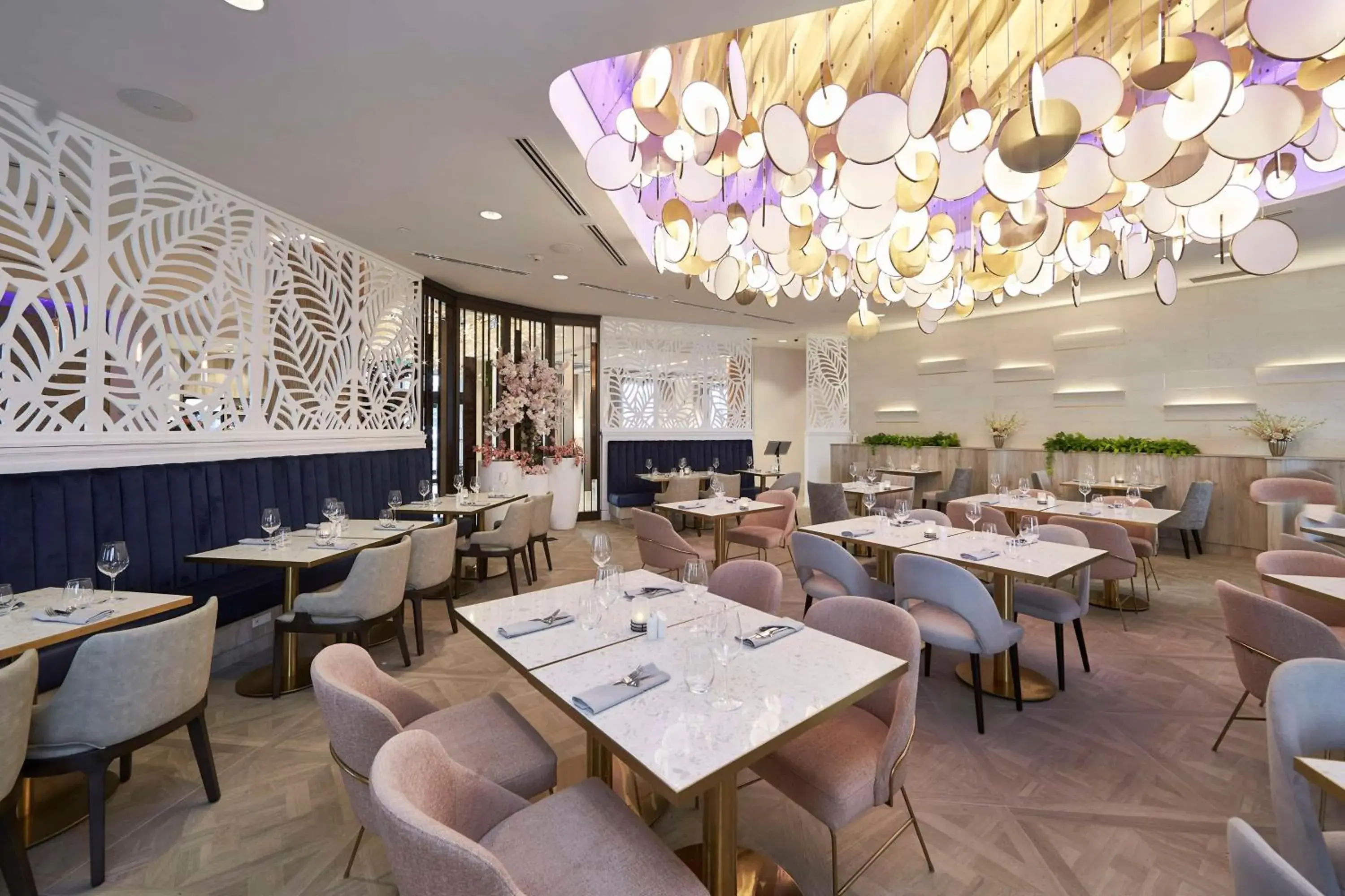 Restaurant/places to eat in Bloom Mississauga, Tapestry Collection By Hilton Restaurant/places to eat in Bloom Mississauga, Tapestry Collection By Hilton