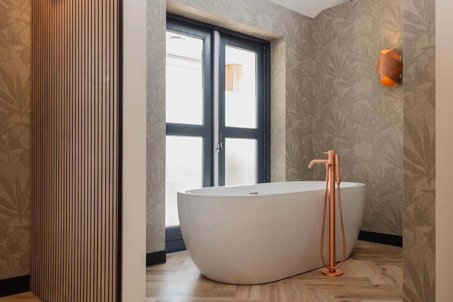 Bath in Boutique Hotel Helder I Kloeg Collection