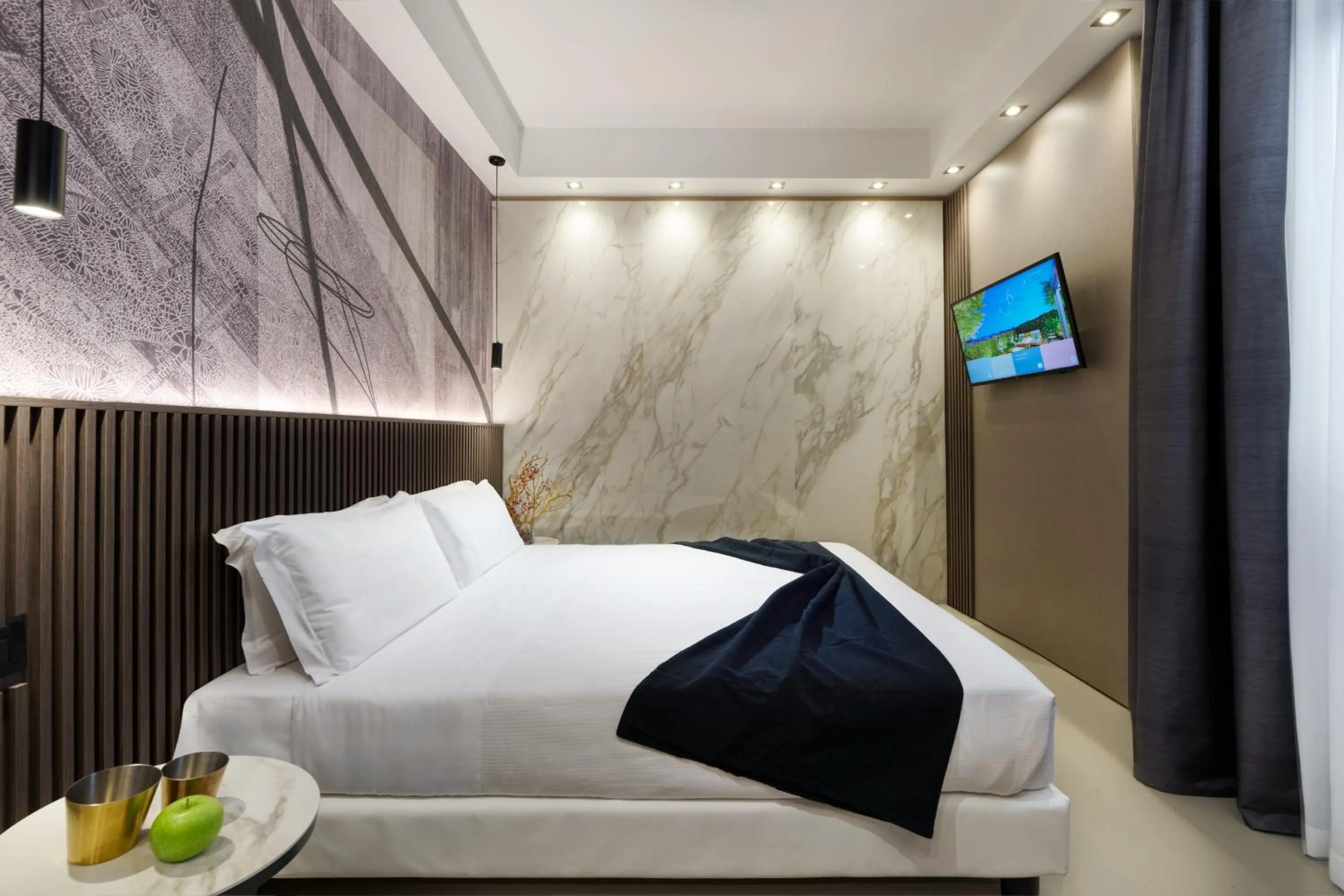 Bed in Hotel Metropolitan