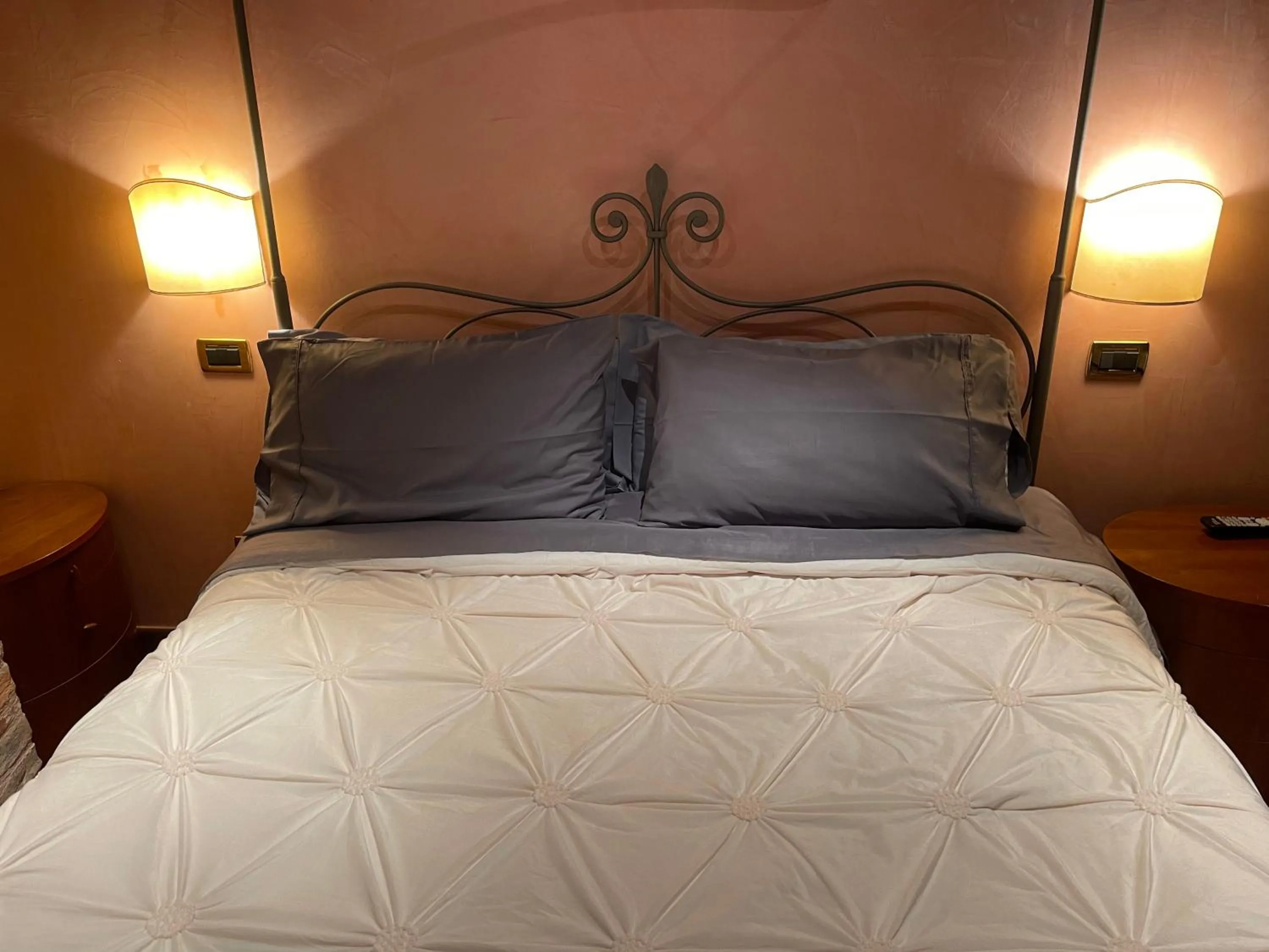Bed in Antica Corte Hotel Residence di Charme Ferrara