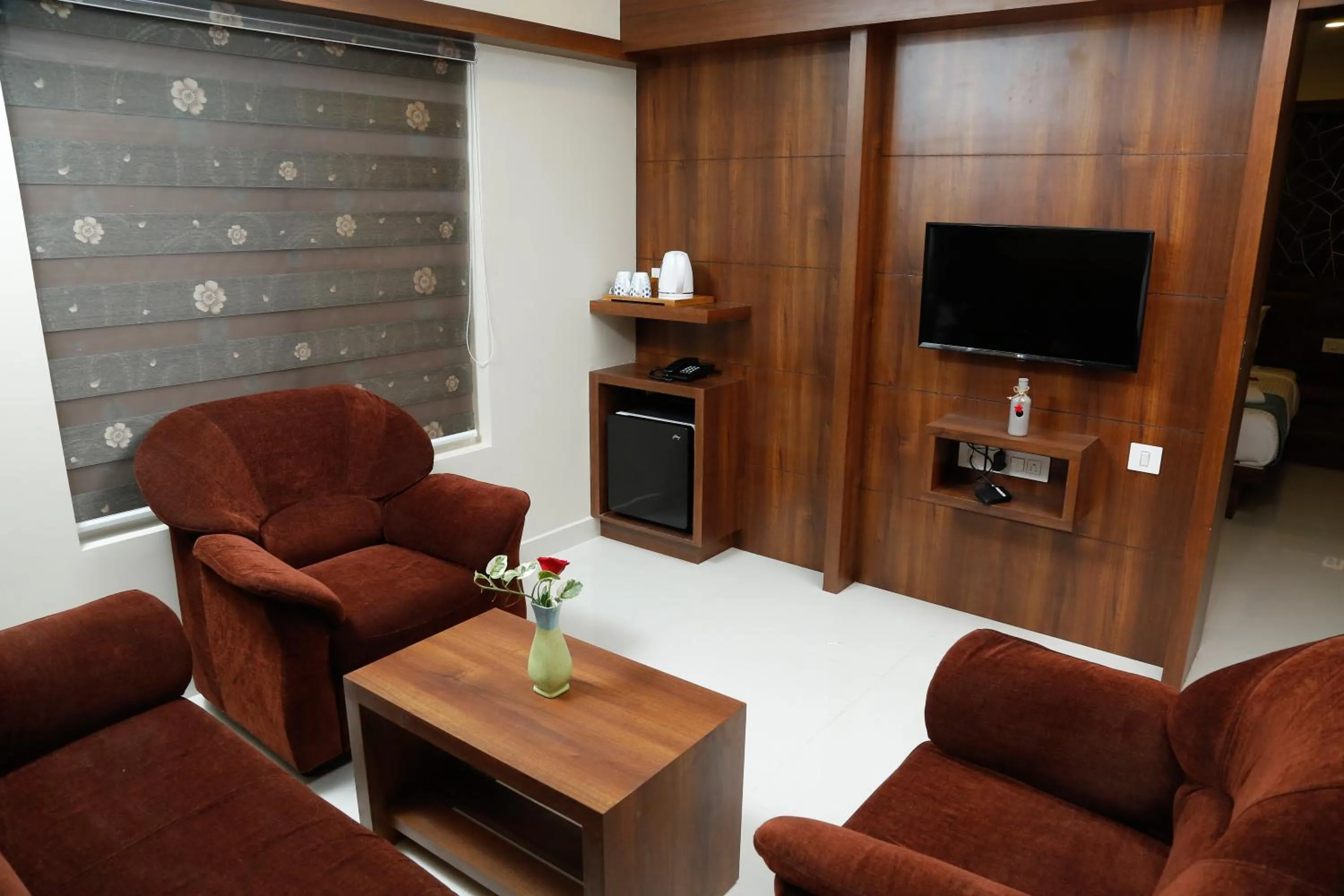 King Suite in Hotel Crystals Cove