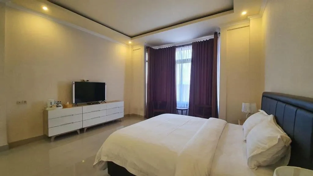 Bed in Grand Puri Hotel