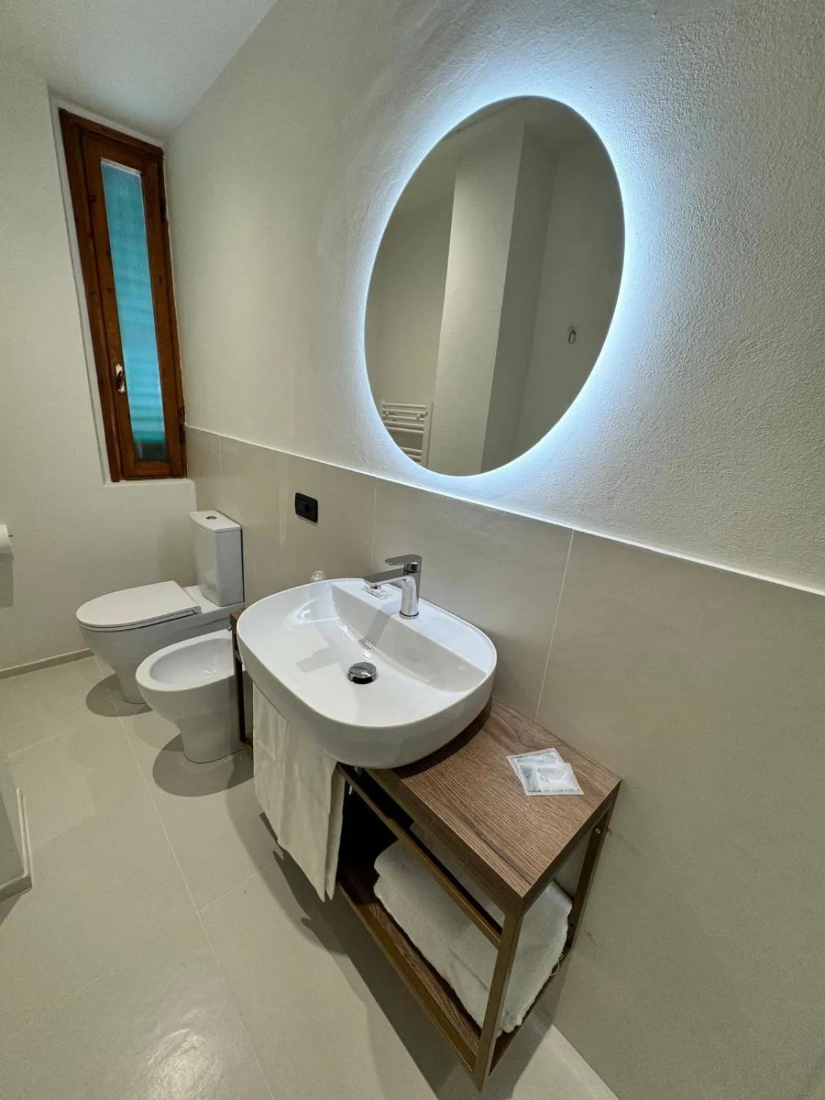 Toilet in Hotel Corallo