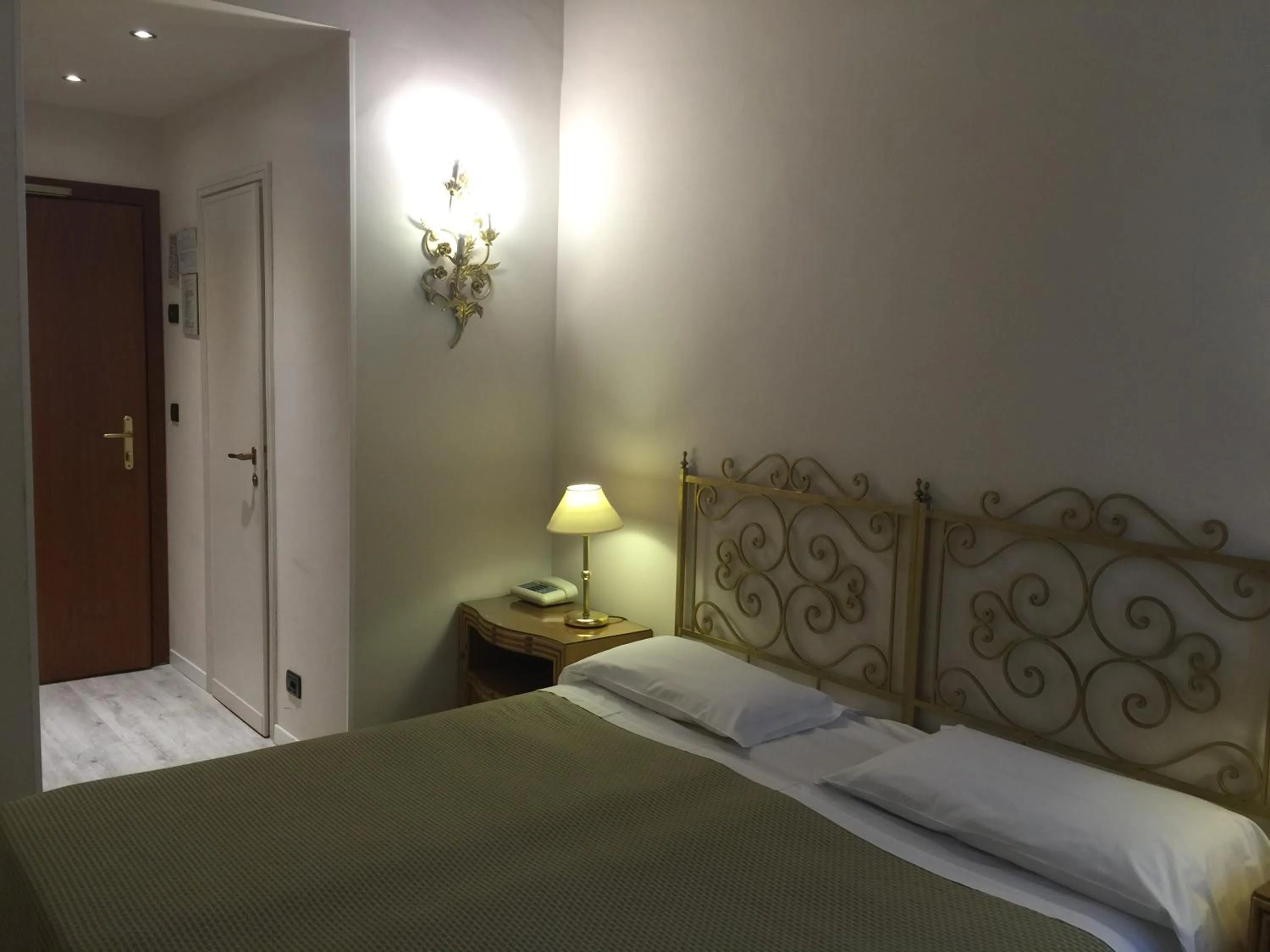 Bedroom, Bed in Hotel Corallo