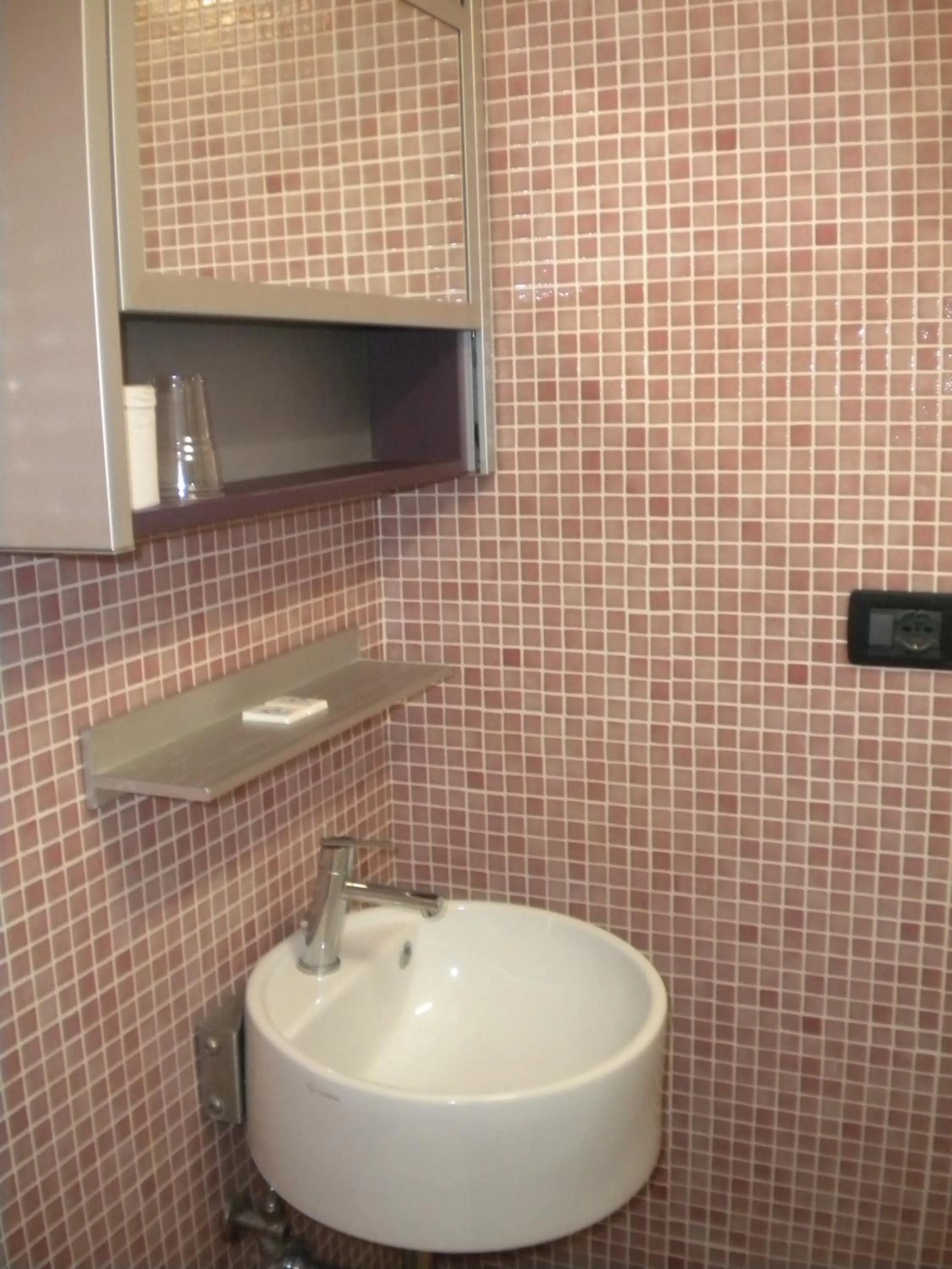 Bathroom in Hotel Corallo