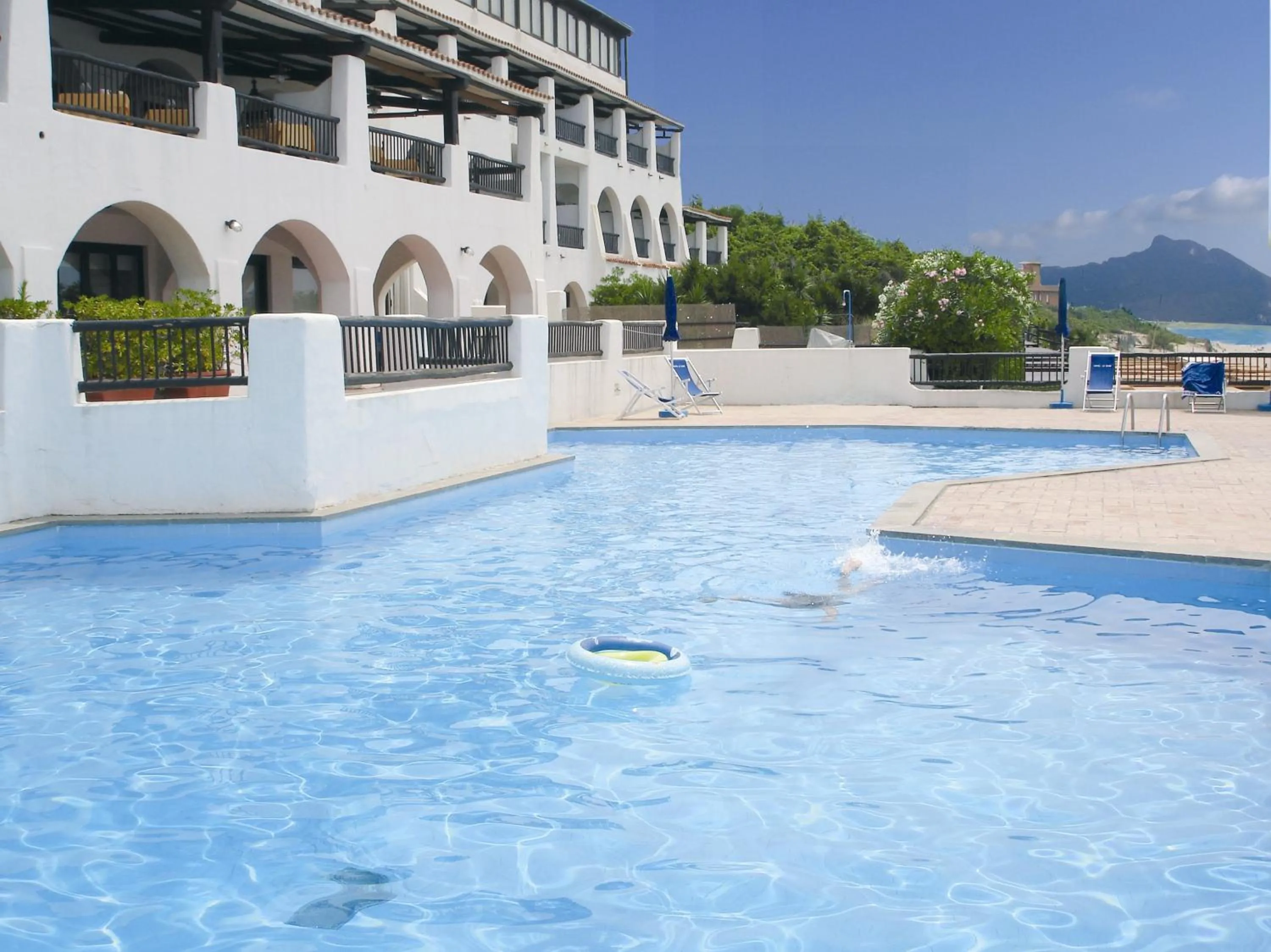 Swimming pool in Hotel Le Dune