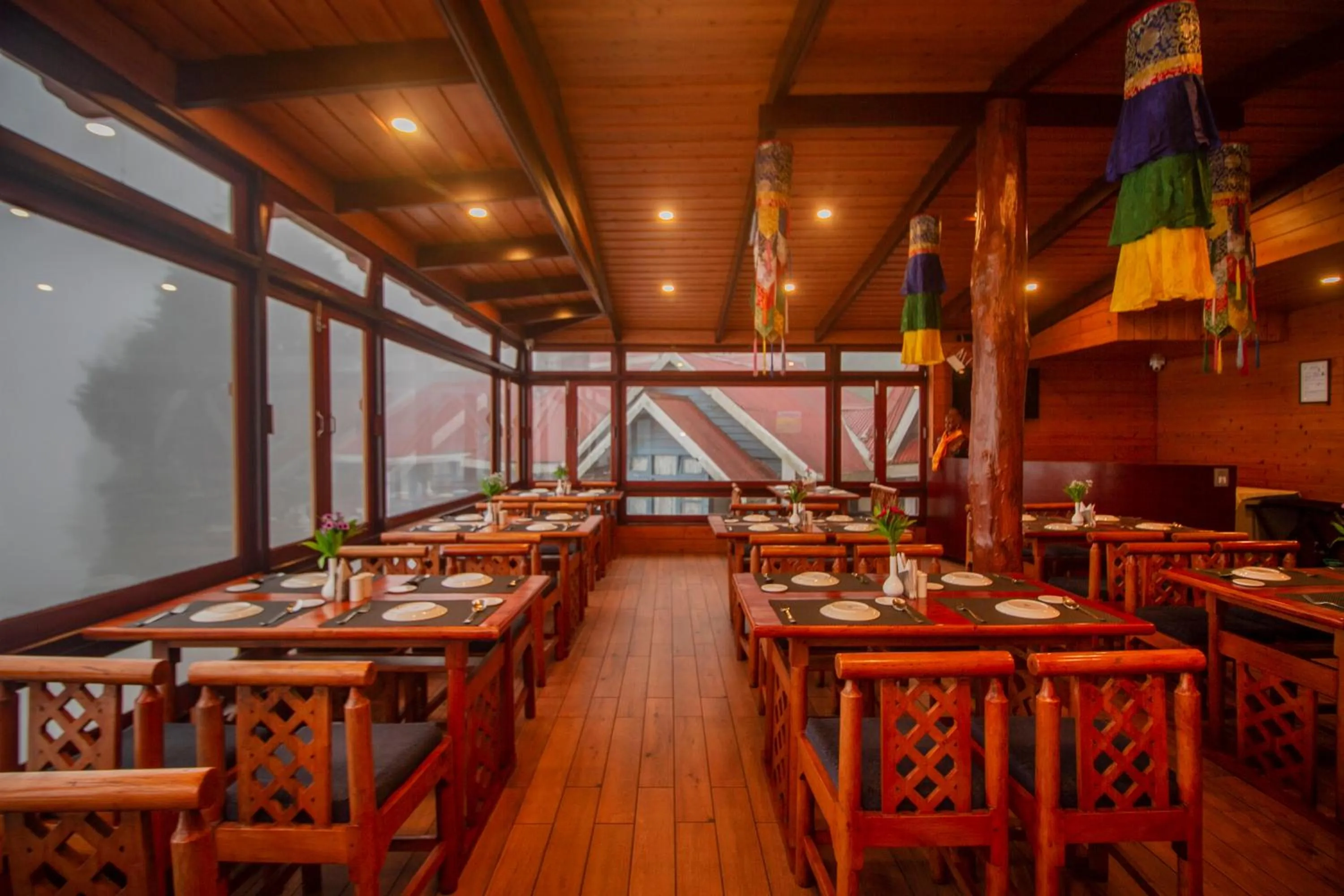 Restaurant/places to eat in NRS Norling Retreat