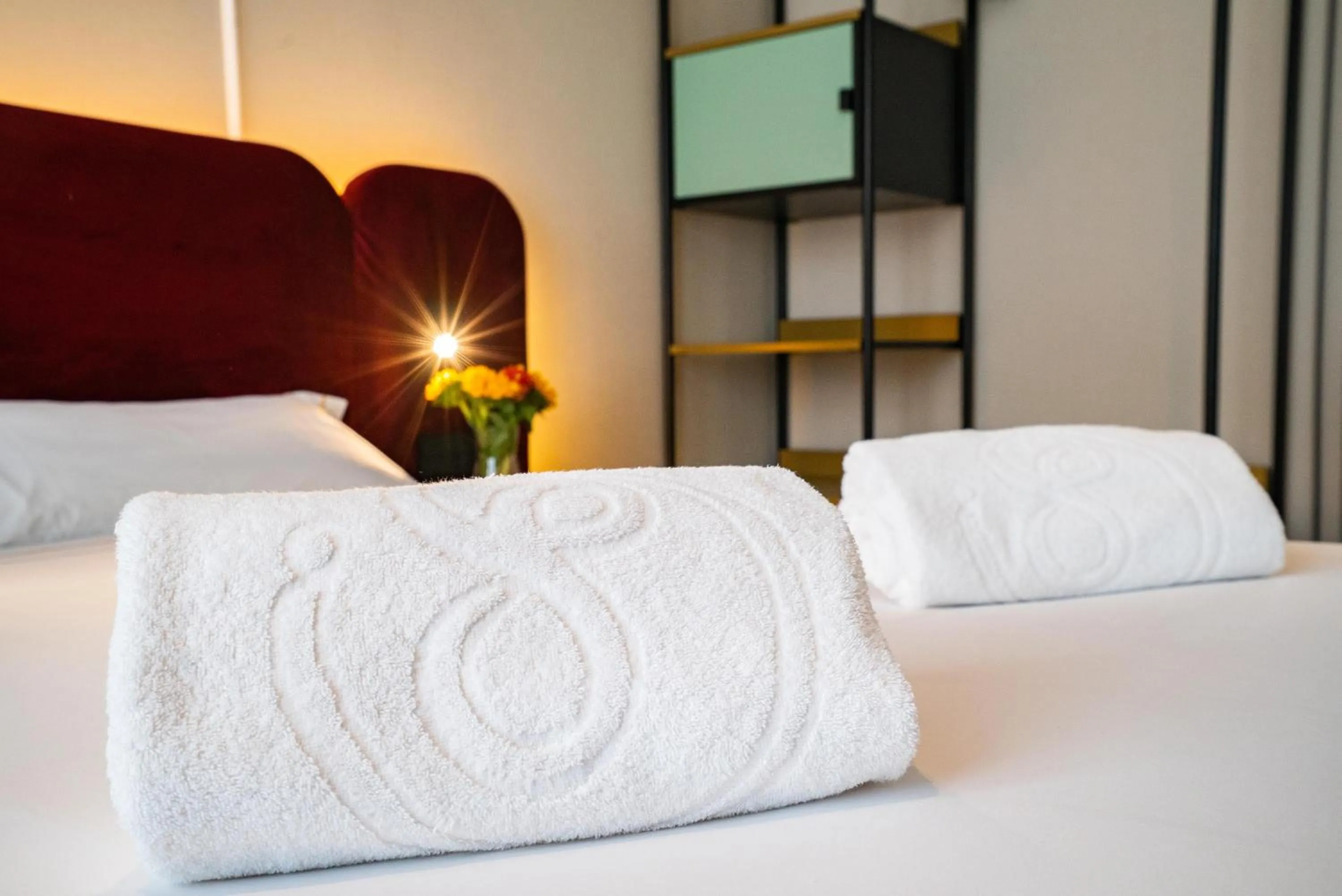 Bedroom, Bed in SmartRental Collection Gran Vía Capital