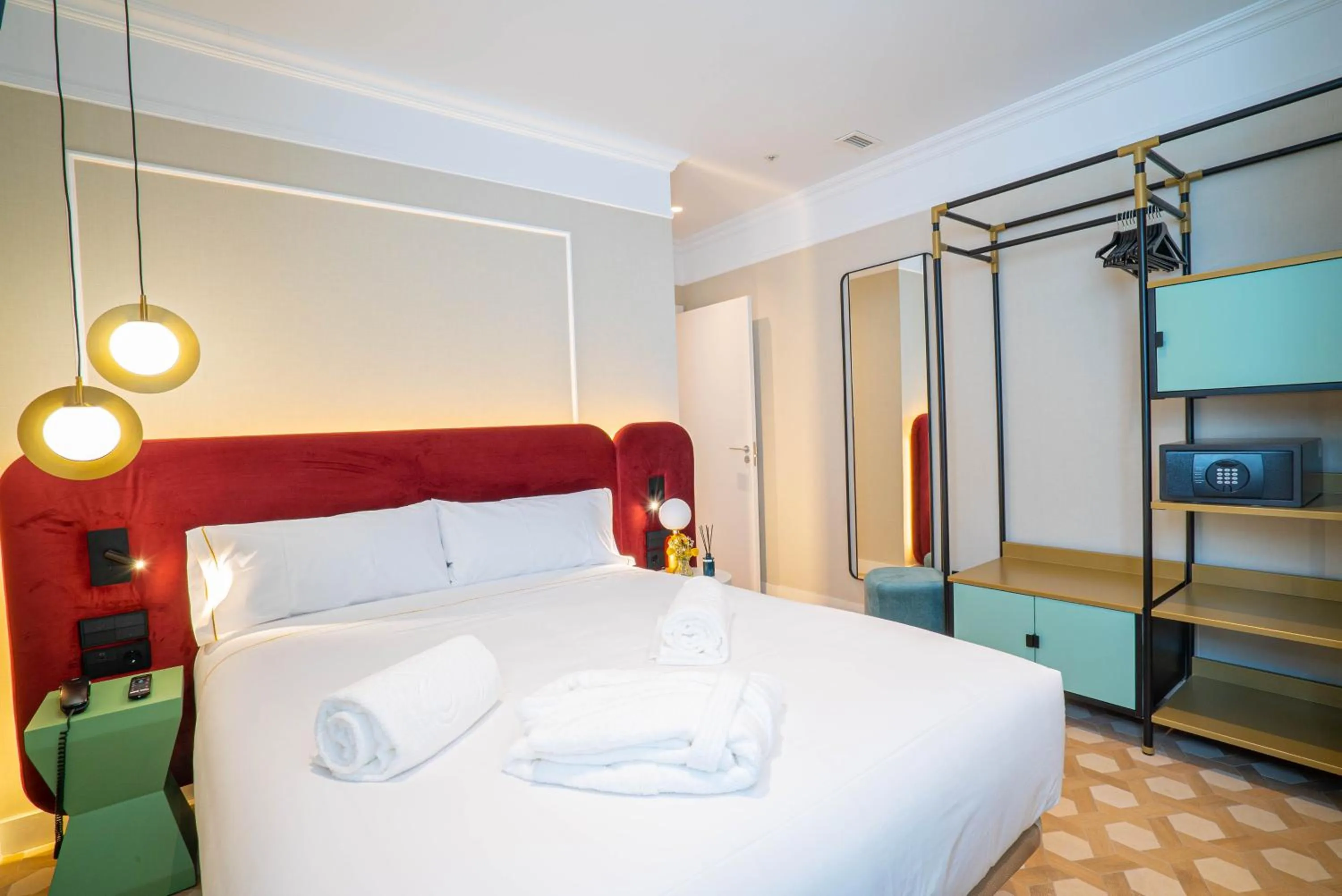 Bed in SmartRental Collection Gran Vía Capital