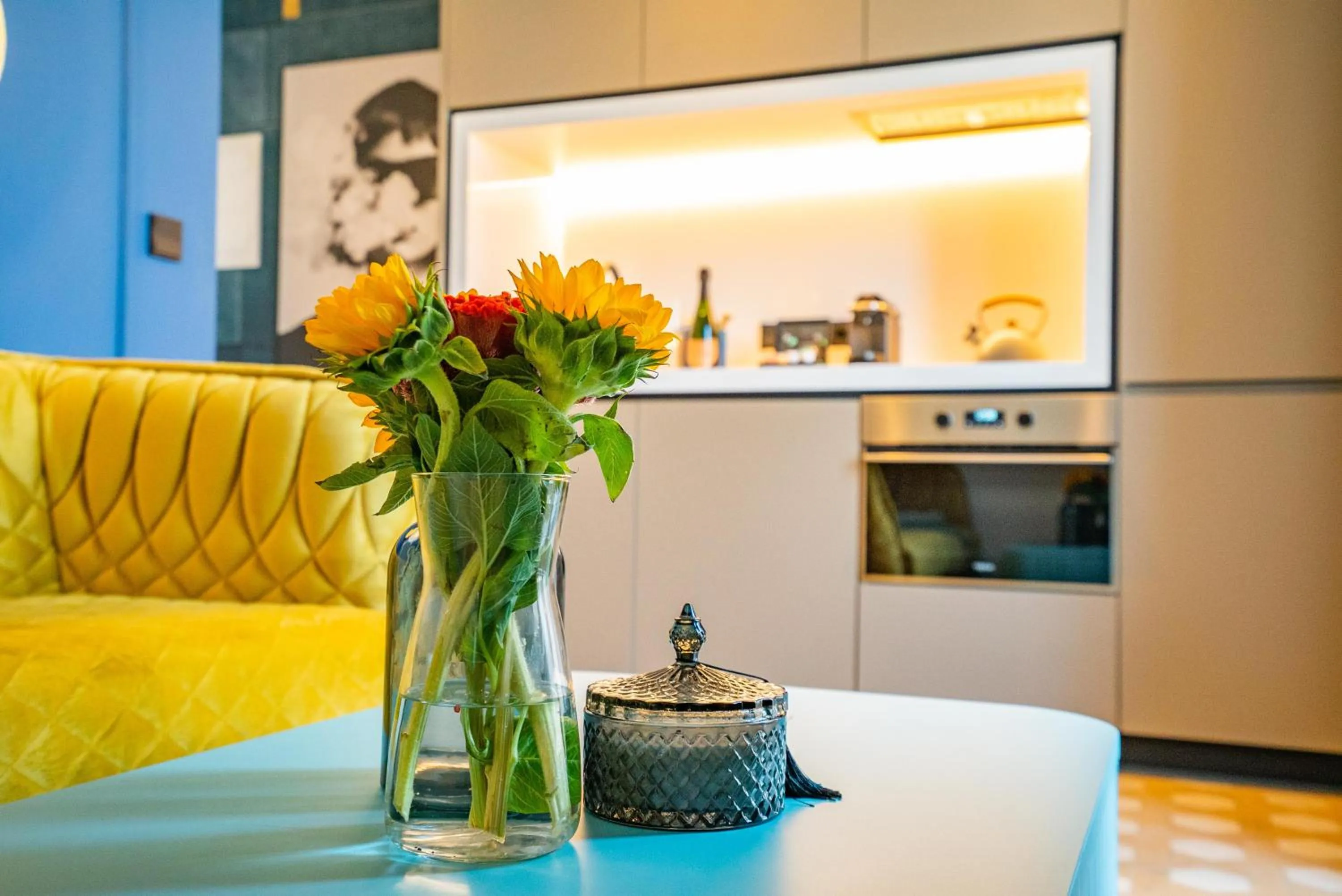 Coffee/tea facilities in SmartRental Collection Gran Vía Capital