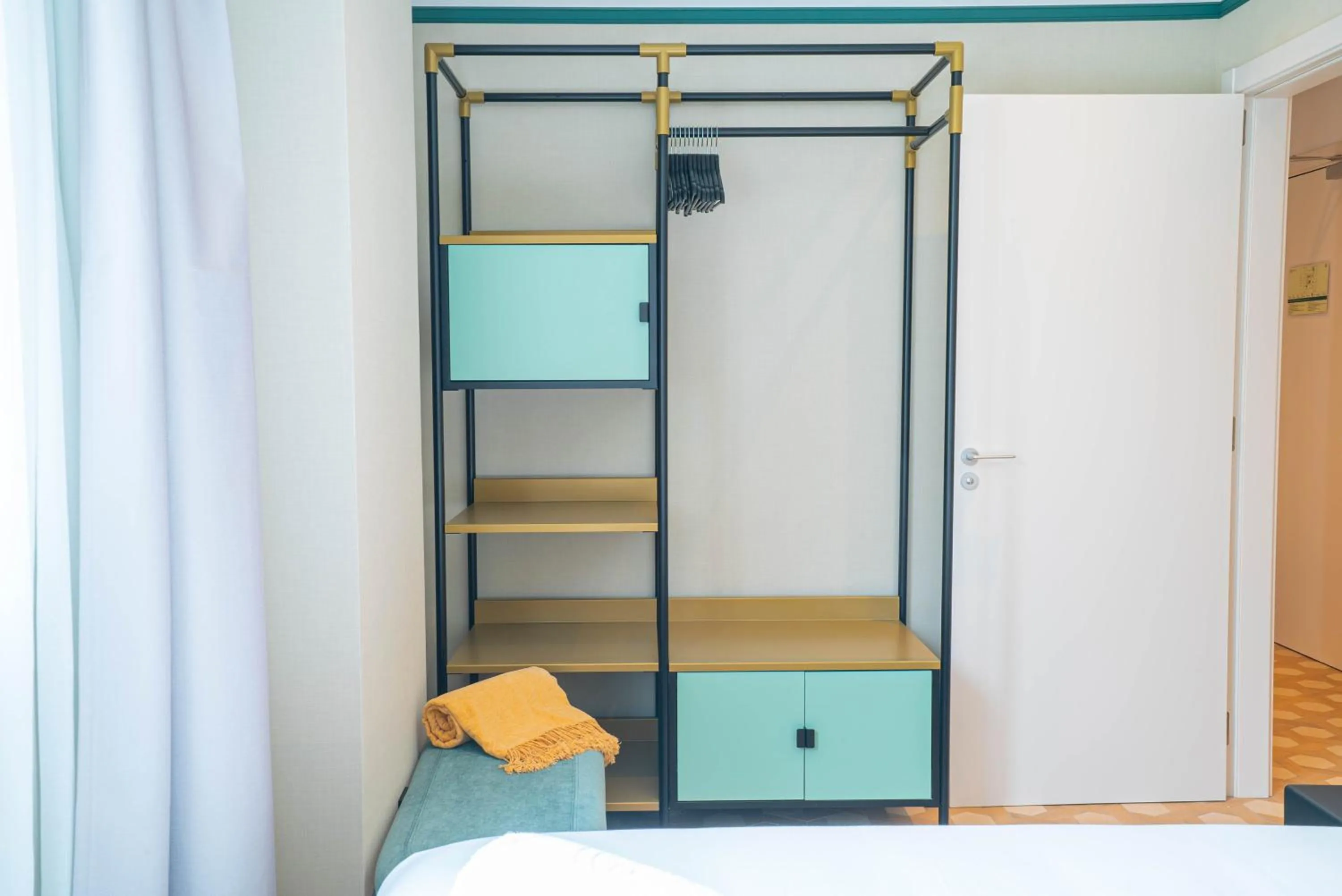 Decorative detail, Bed in SmartRental Collection Gran Vía Capital